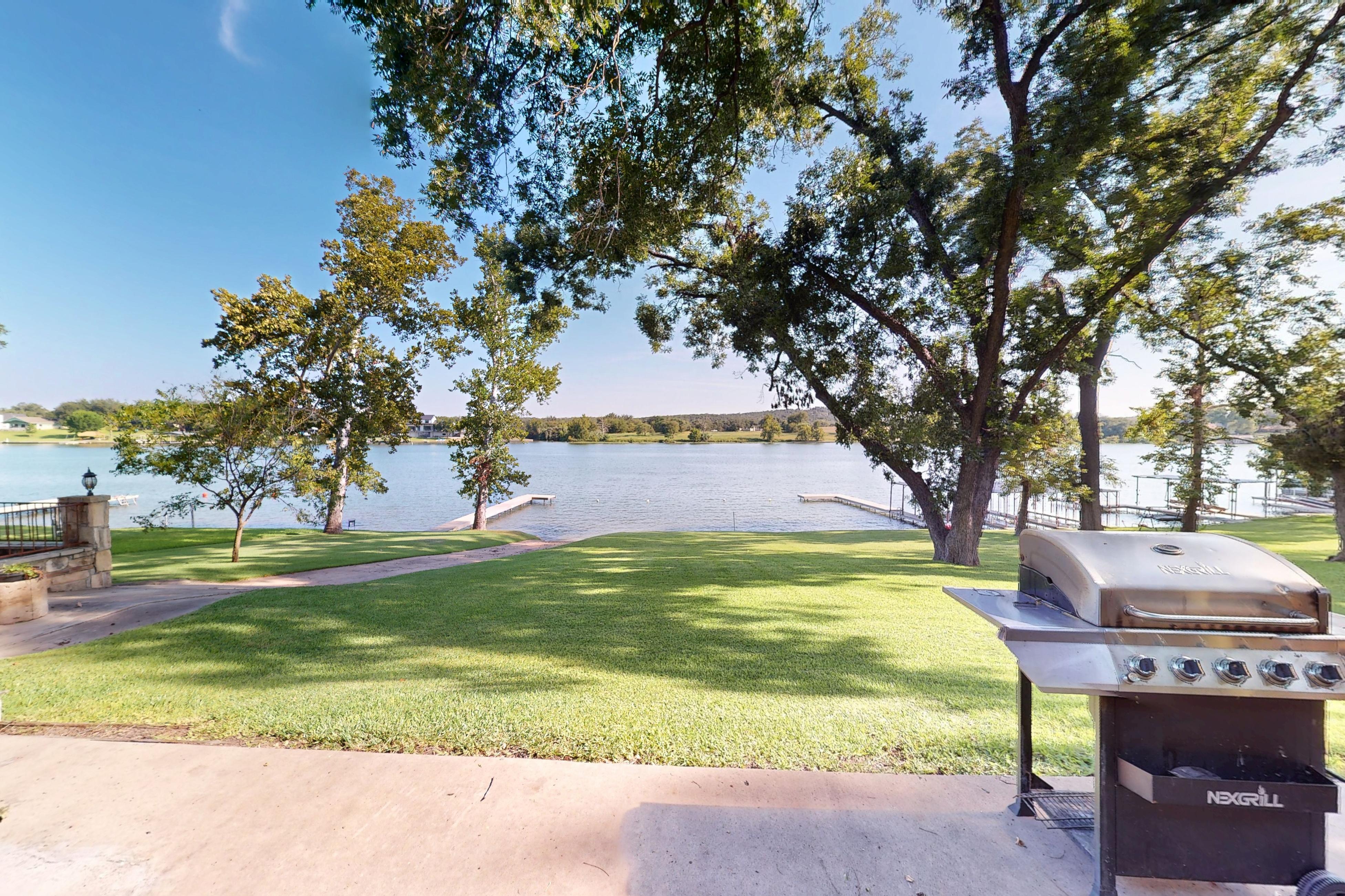 Sunny Days Lake Retreat - Main Home 4