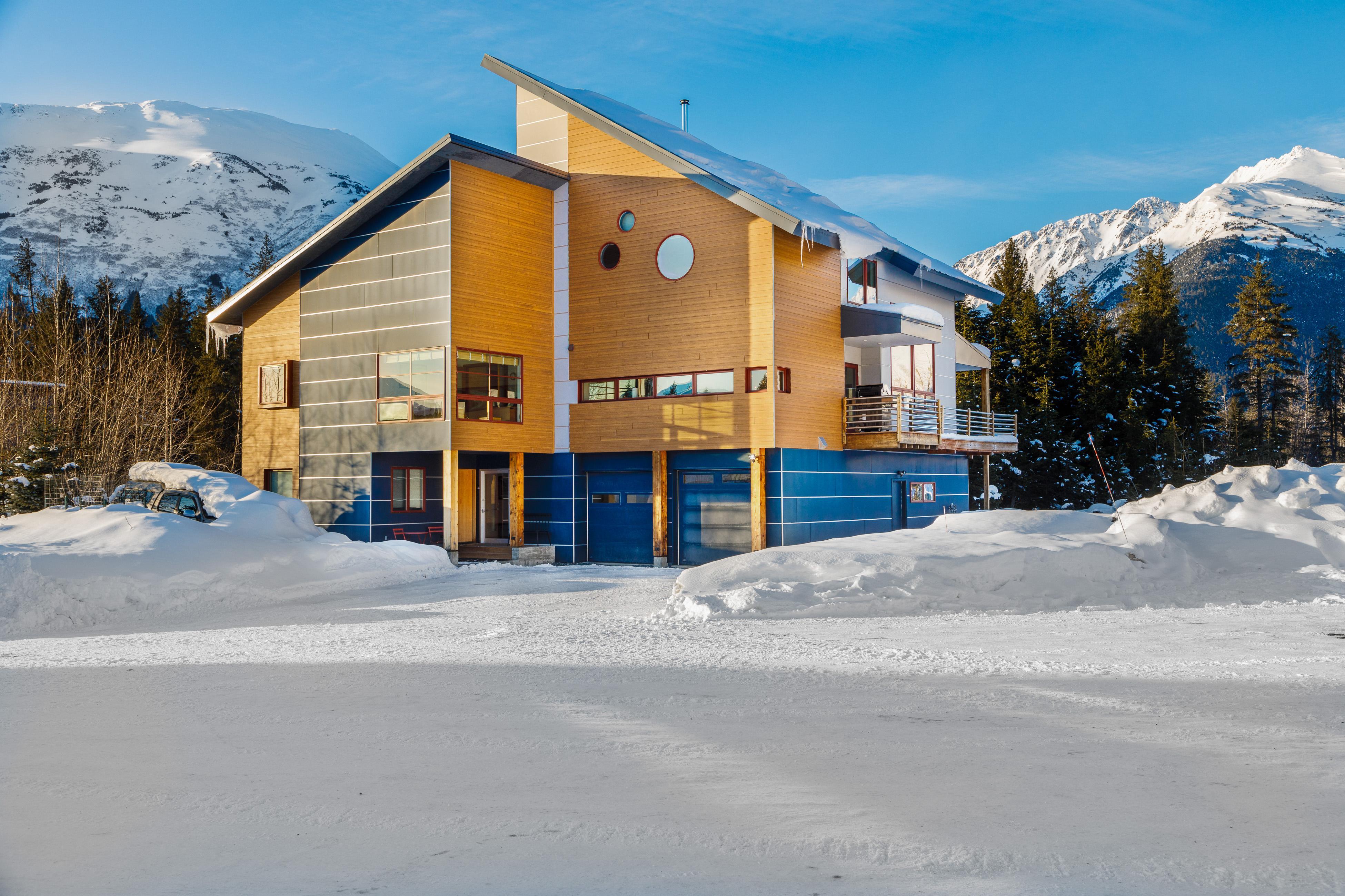 Girdwood Grand Getaway