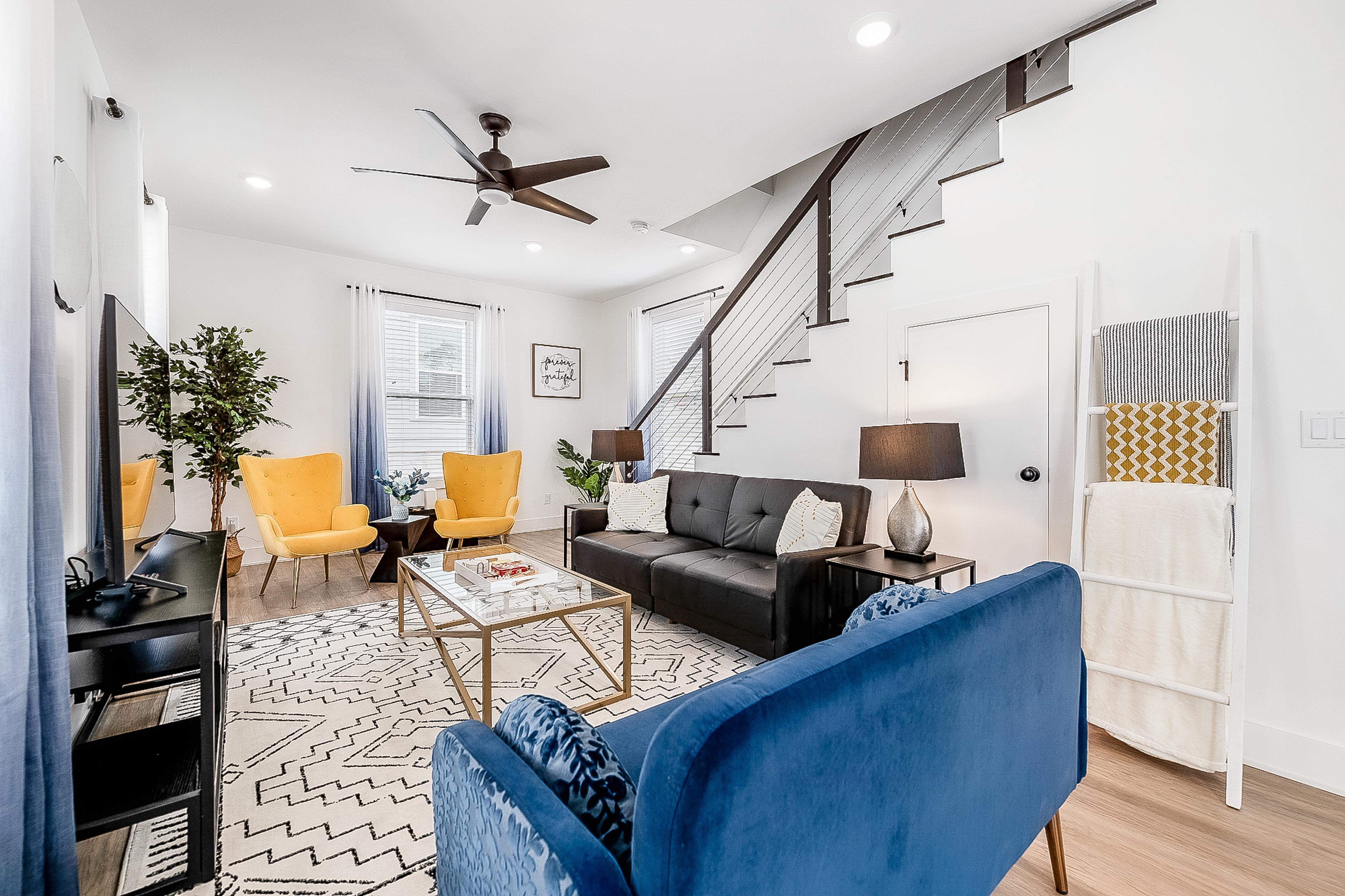 The Hub-A Contemporary Haven 6