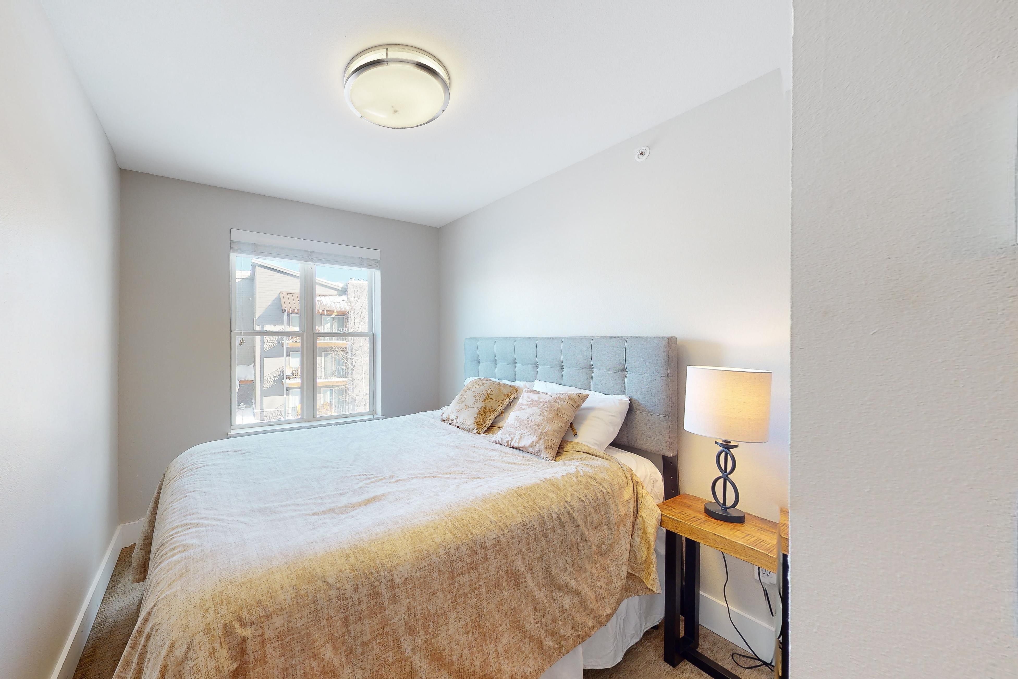 Mountainside Living 6