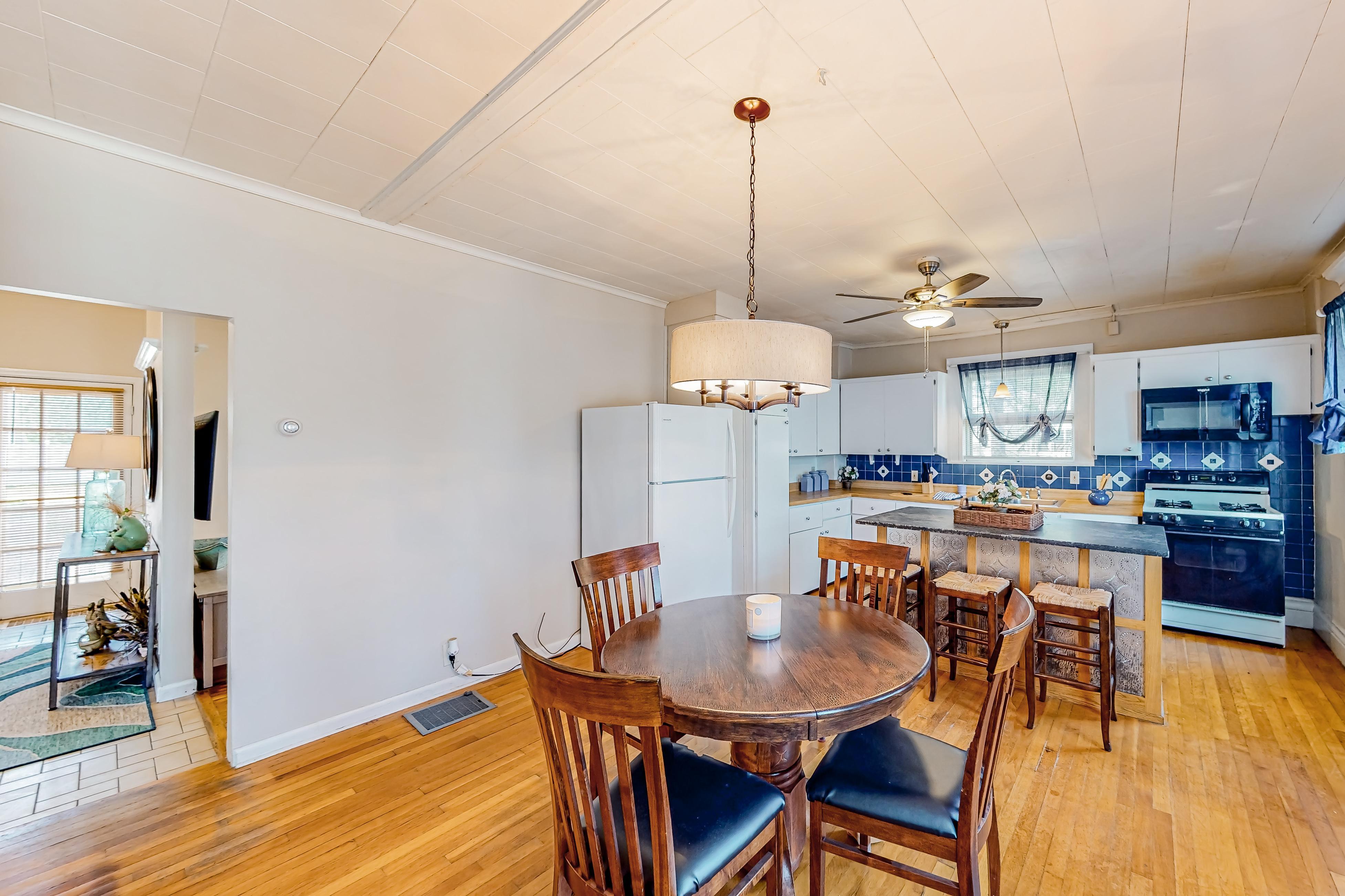 Maplewood Manor - Unit 2 6