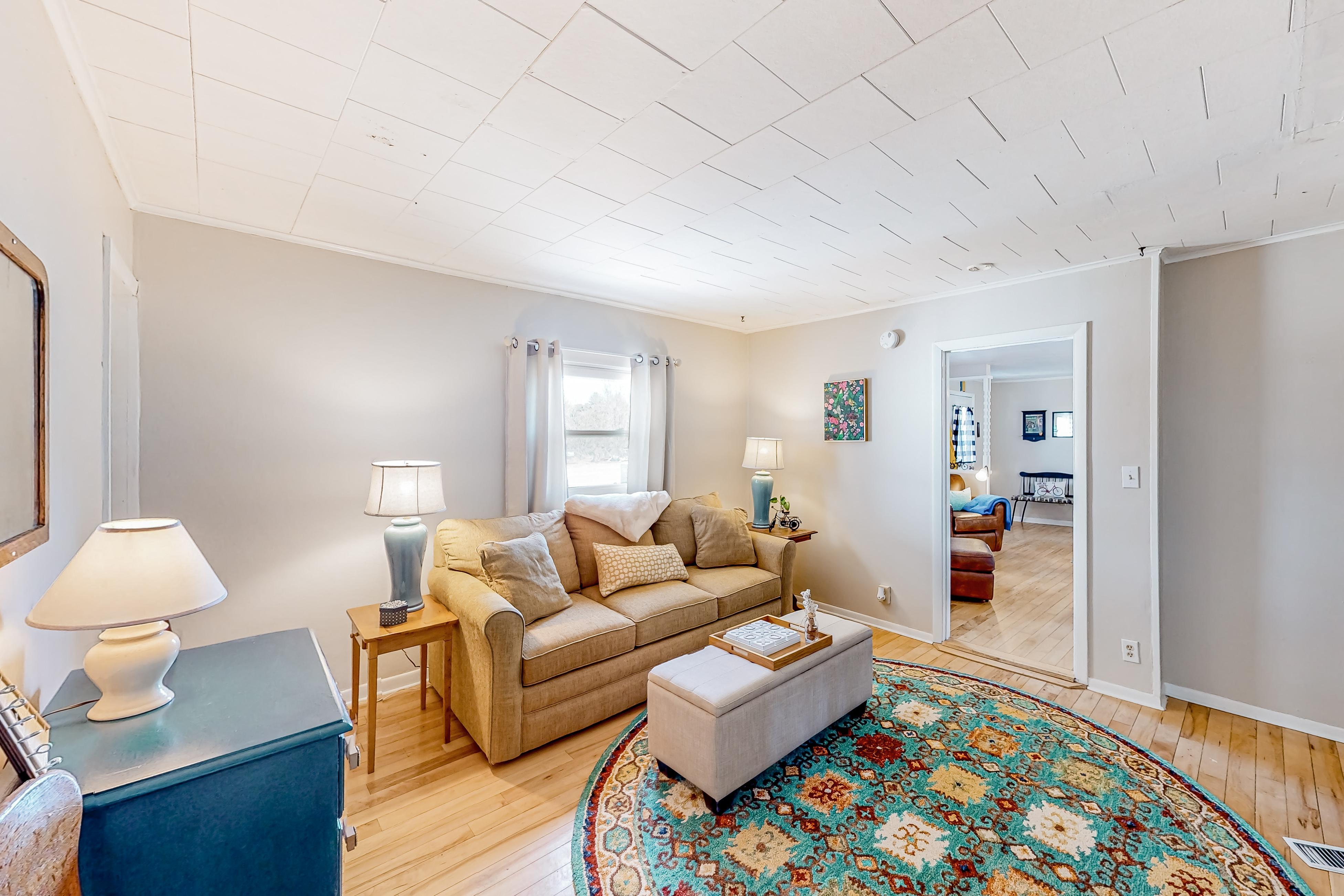 Maplewood Manor - Unit 1 4