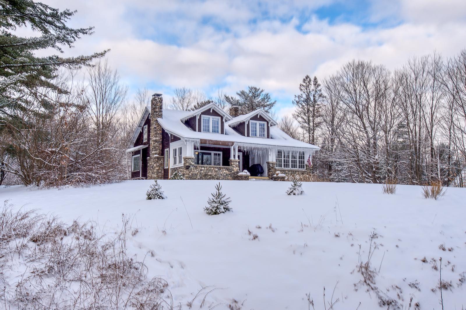 The Small Town, Big Mountain Retreat - Bethlehem, NH | Photo 2