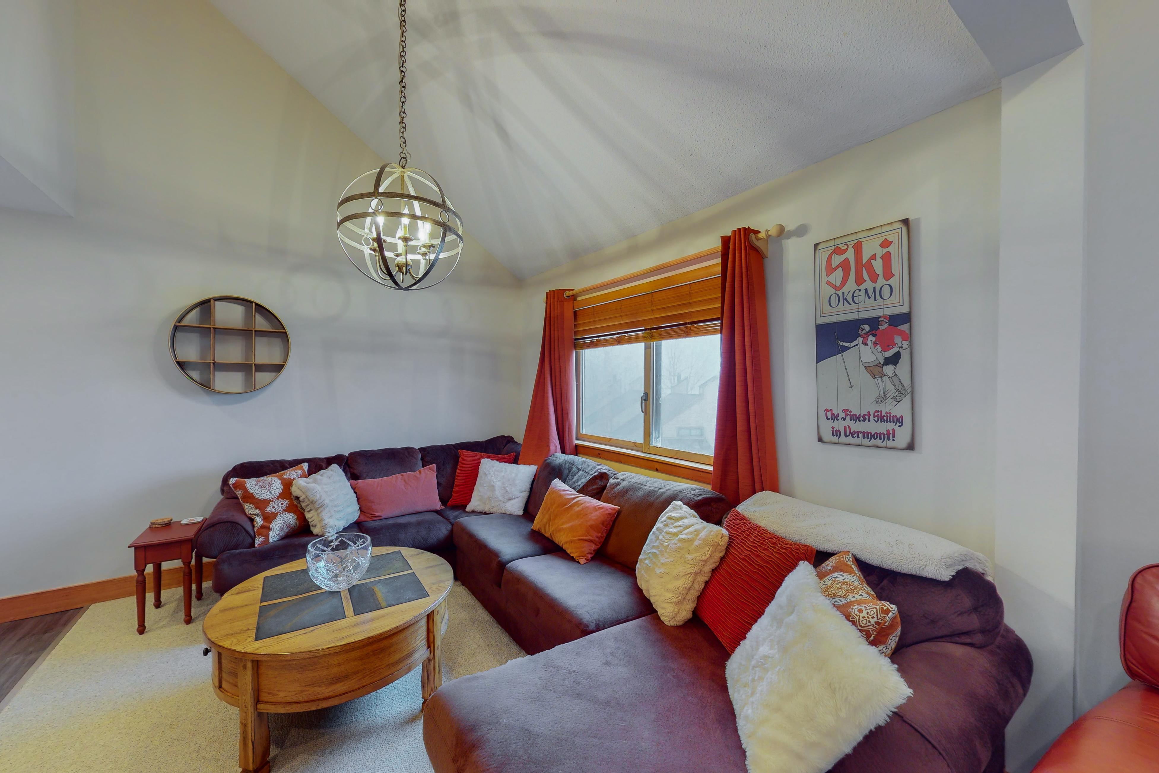 Sachem Slopeside - Okemo Trailside 21B 4