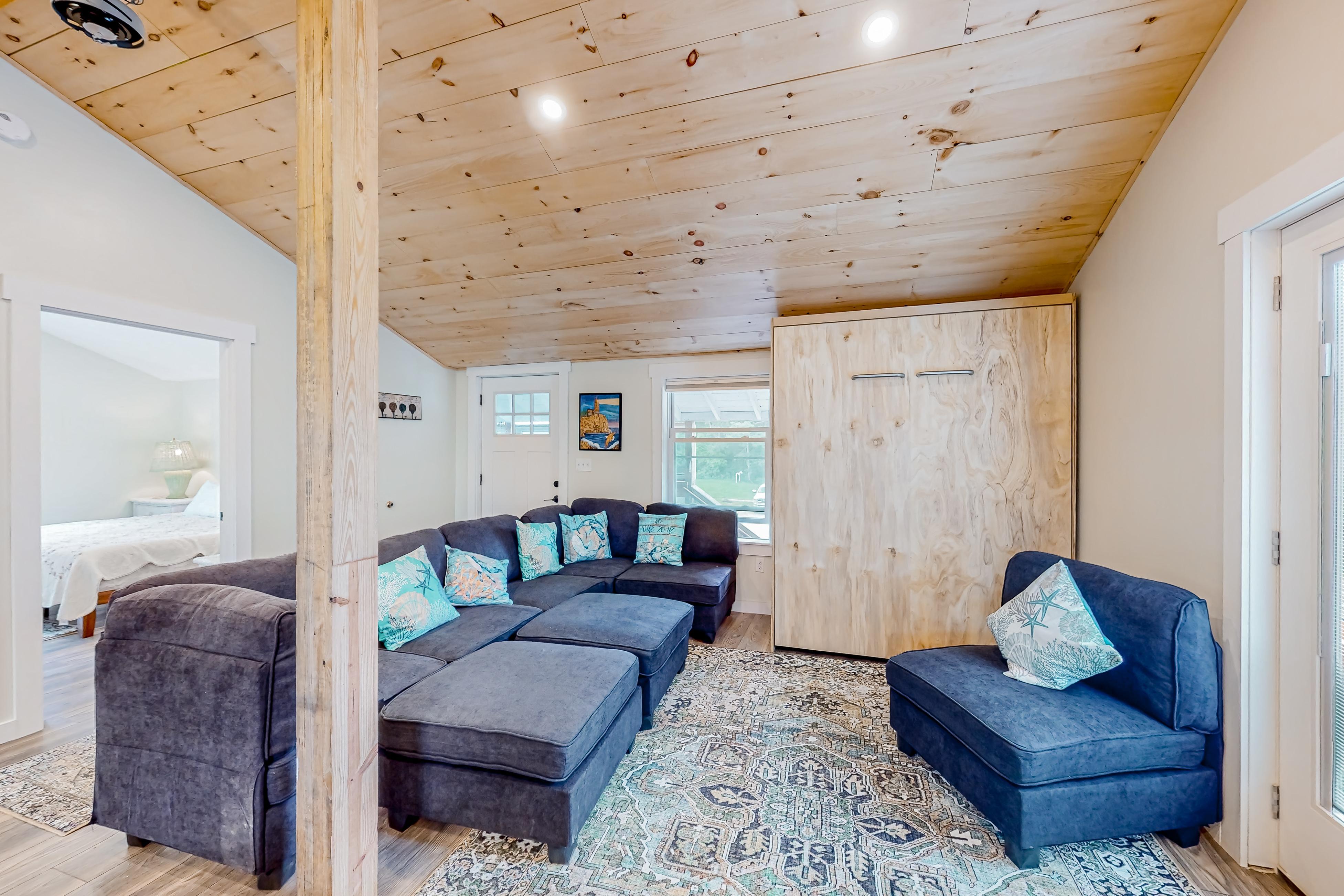 Shore breeze Inn - Primary 6