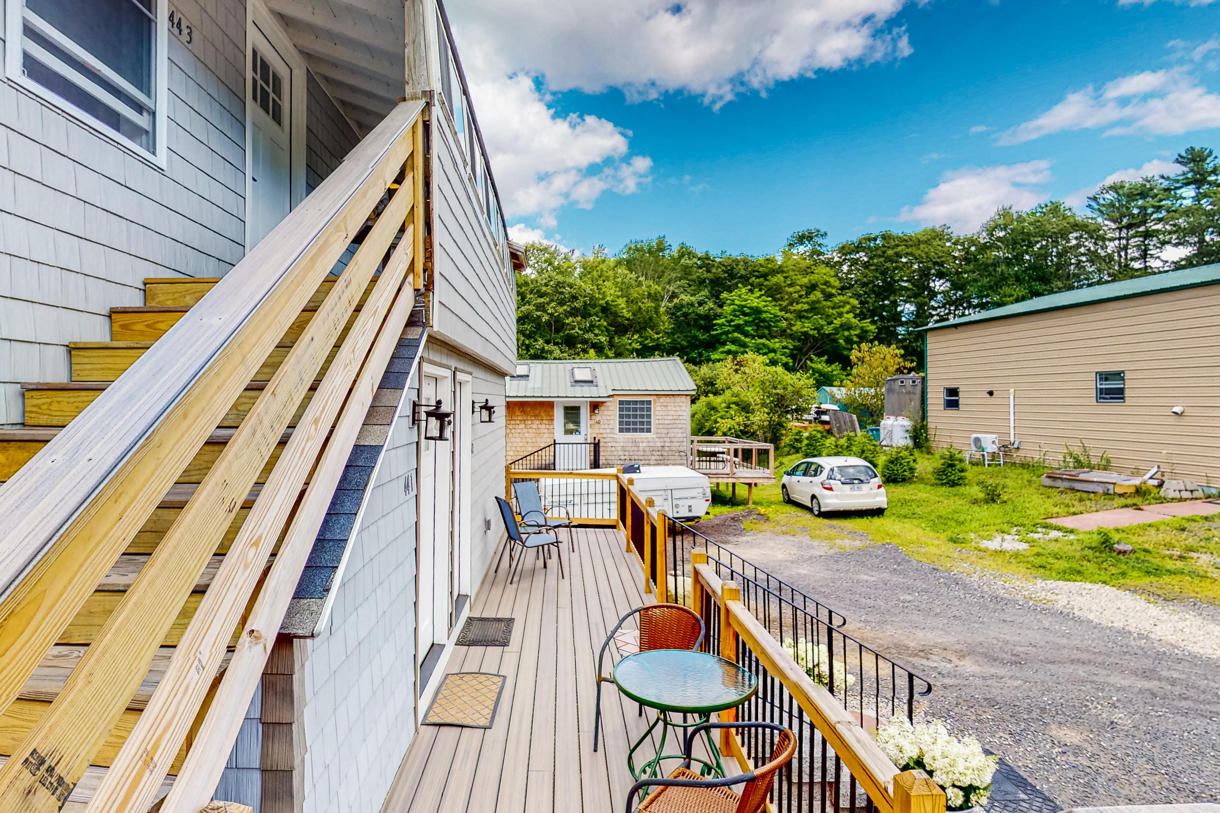 Shore breeze Inn - Primary 2