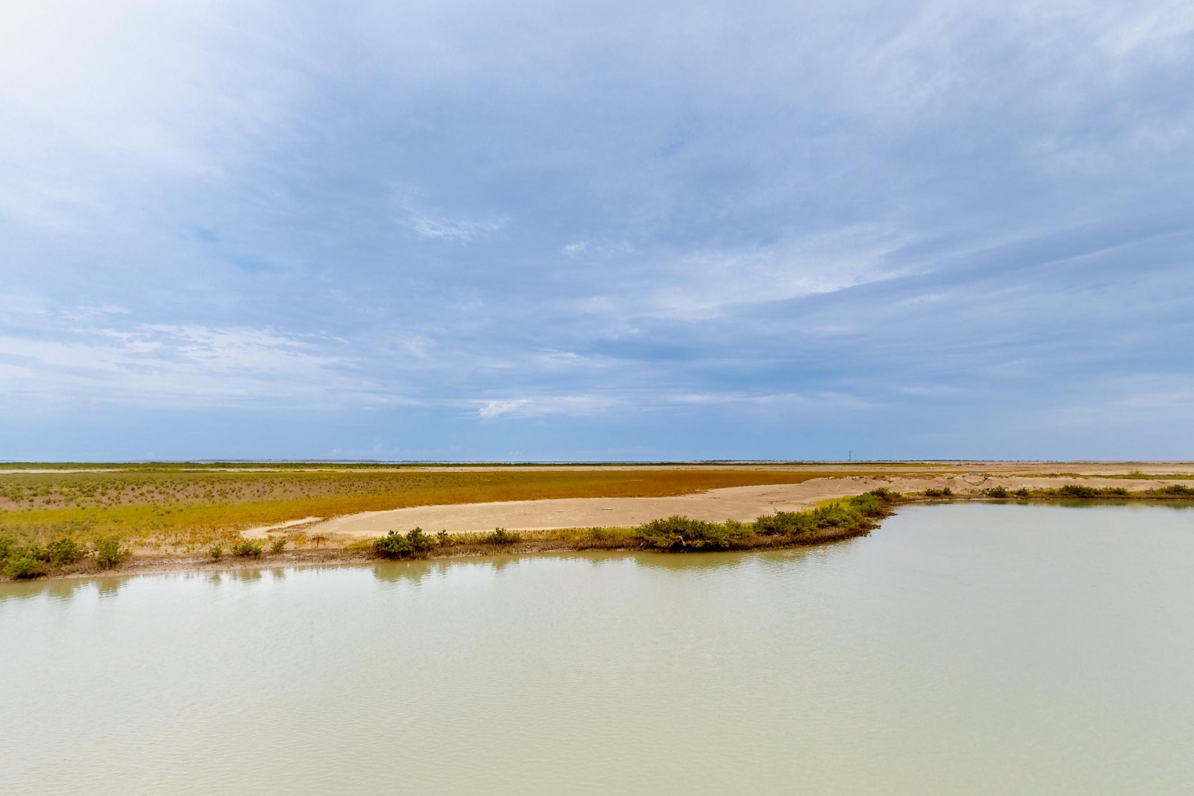 Long Island Village 790 W Oyster Drive Bungalow 6