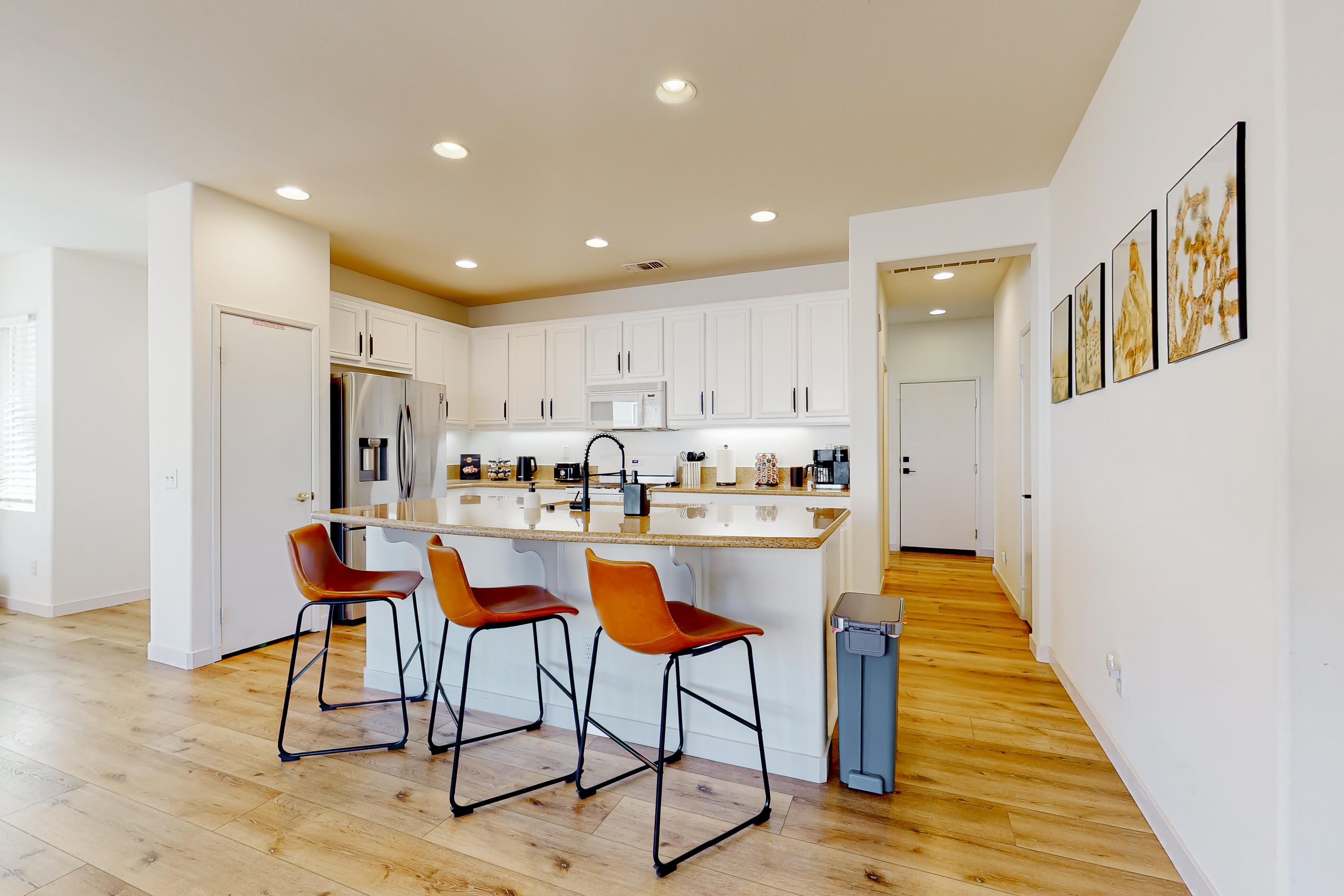 Tranquil Desert Sanctuary 5