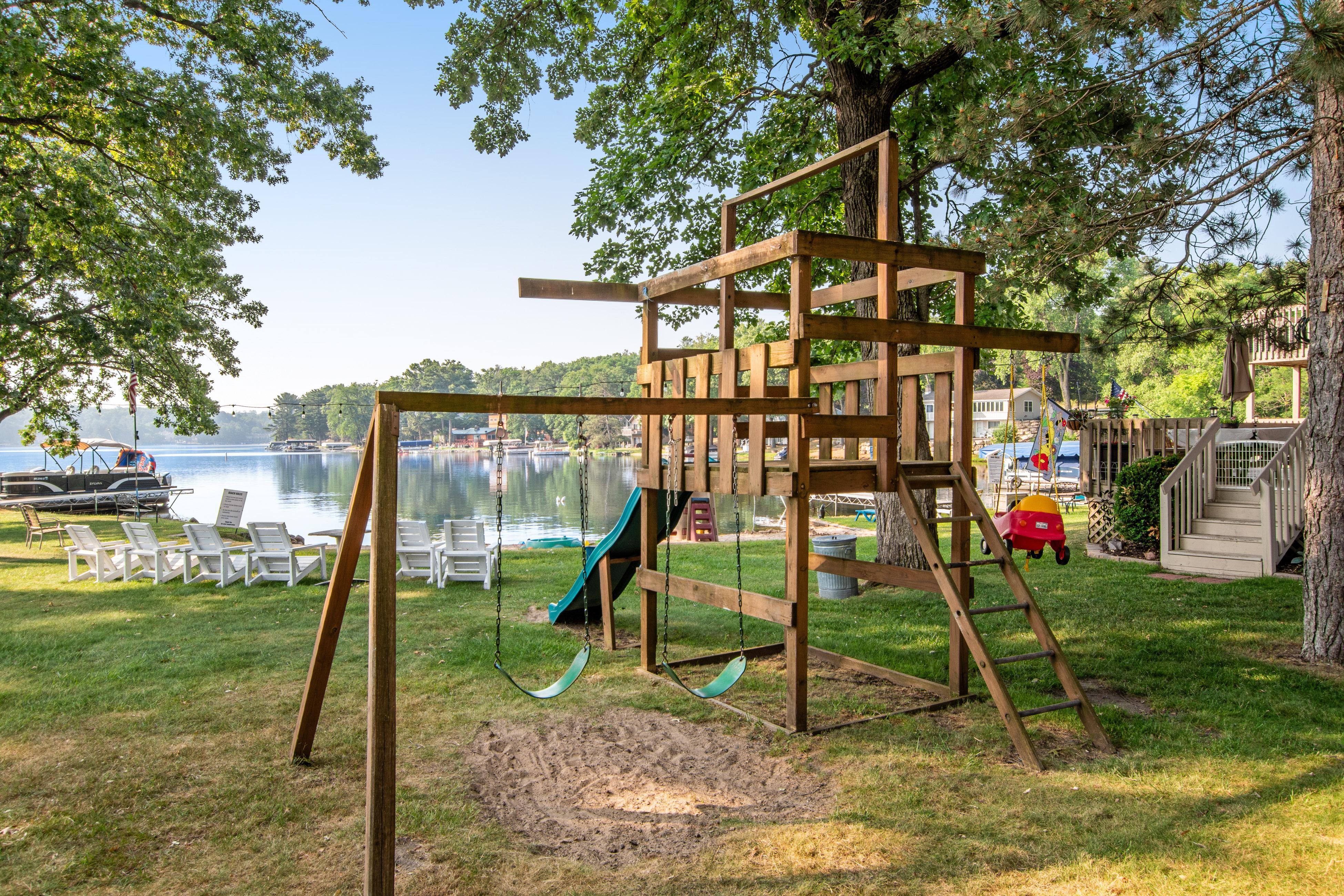 Thunderbird Resort Condo, Unit 1050A 2