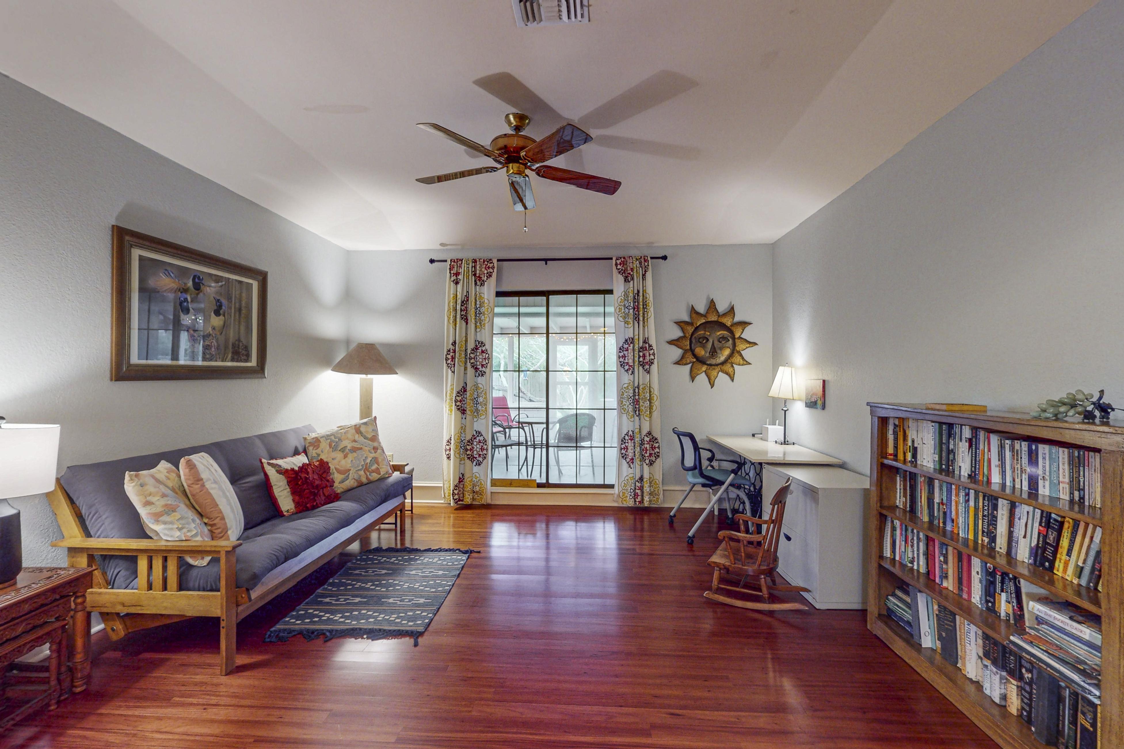 Birder's Heaven at 621 Palm 5