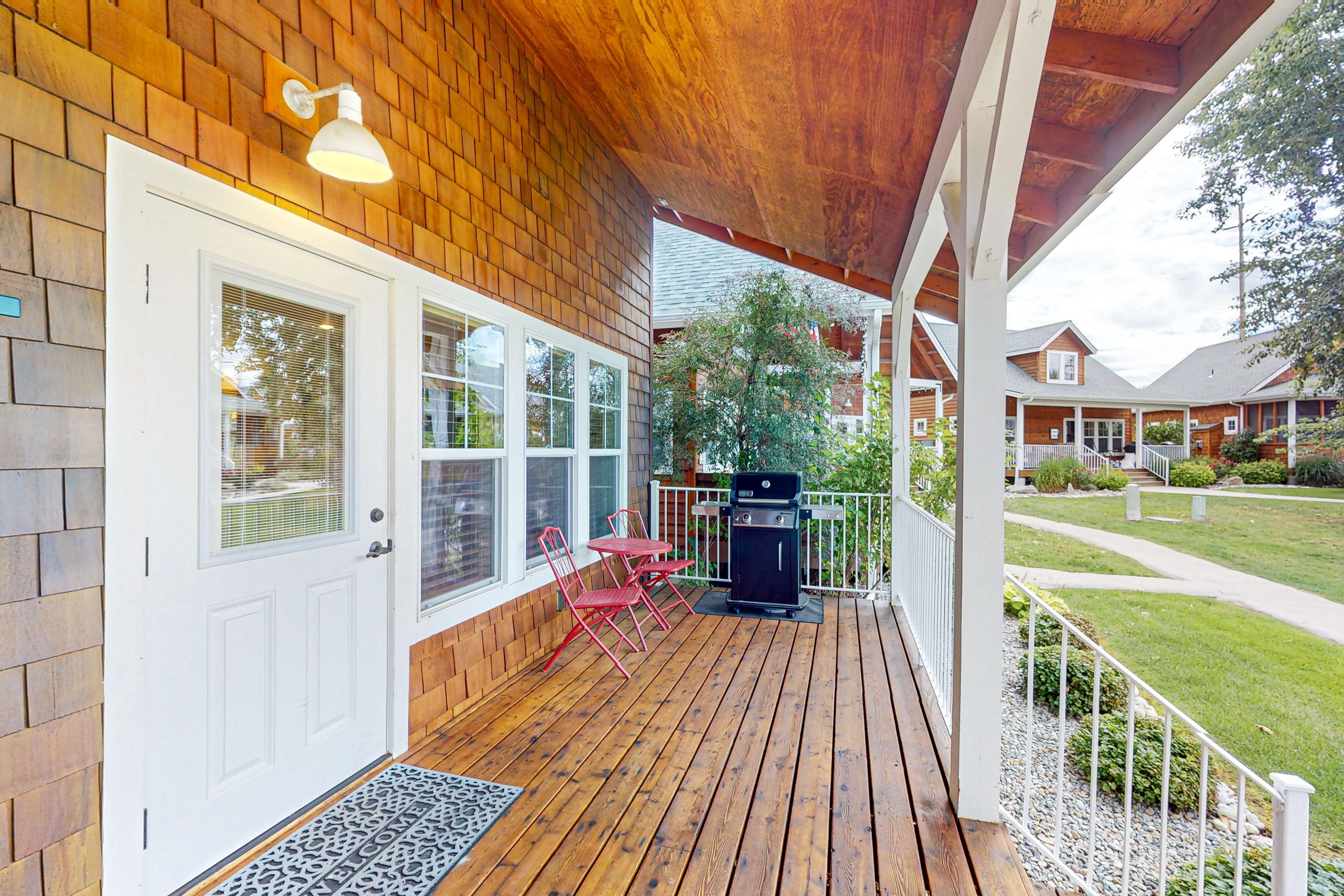 Serenity Bungalow | Photo 2