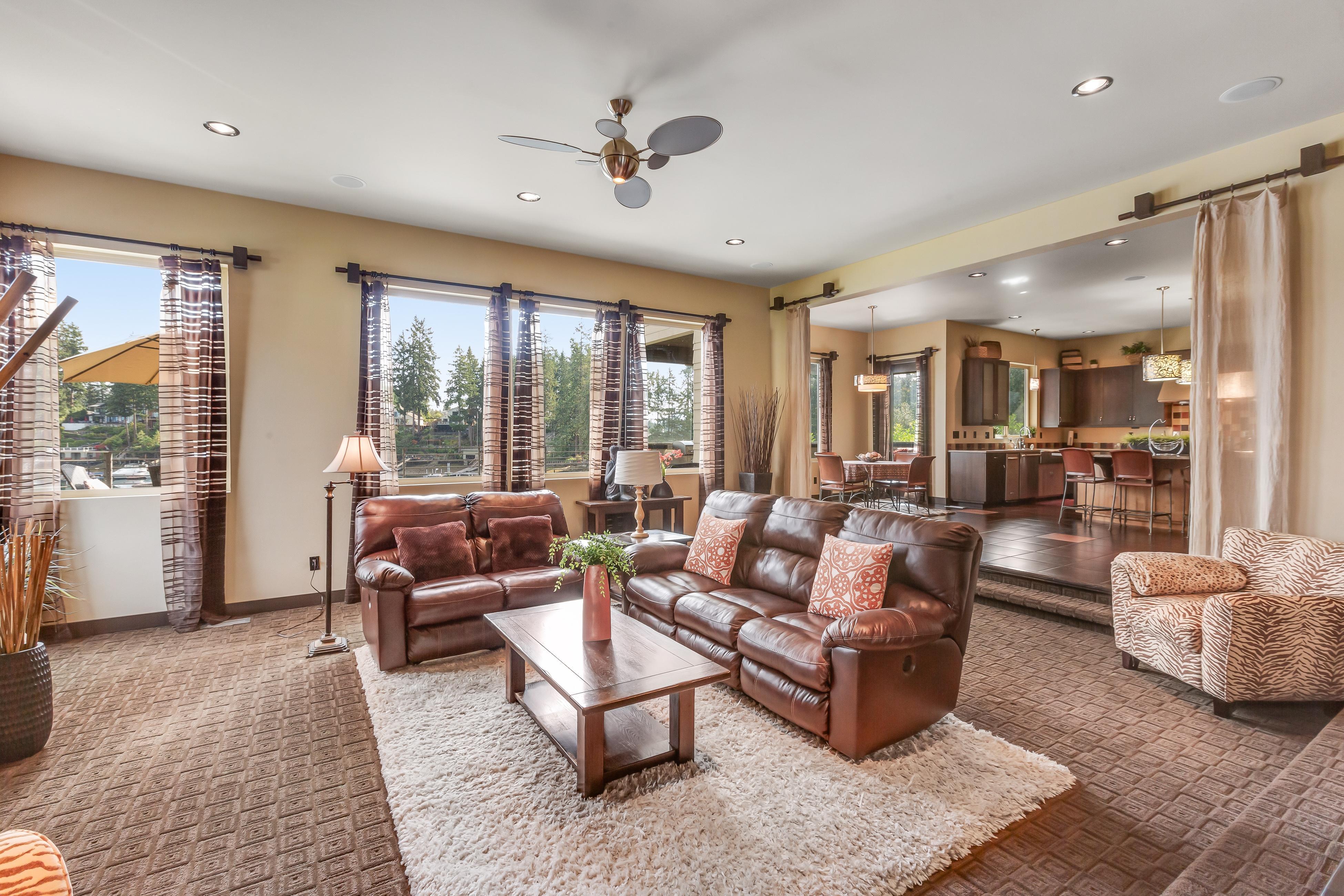 Driftwood Villa on Fox Island 5