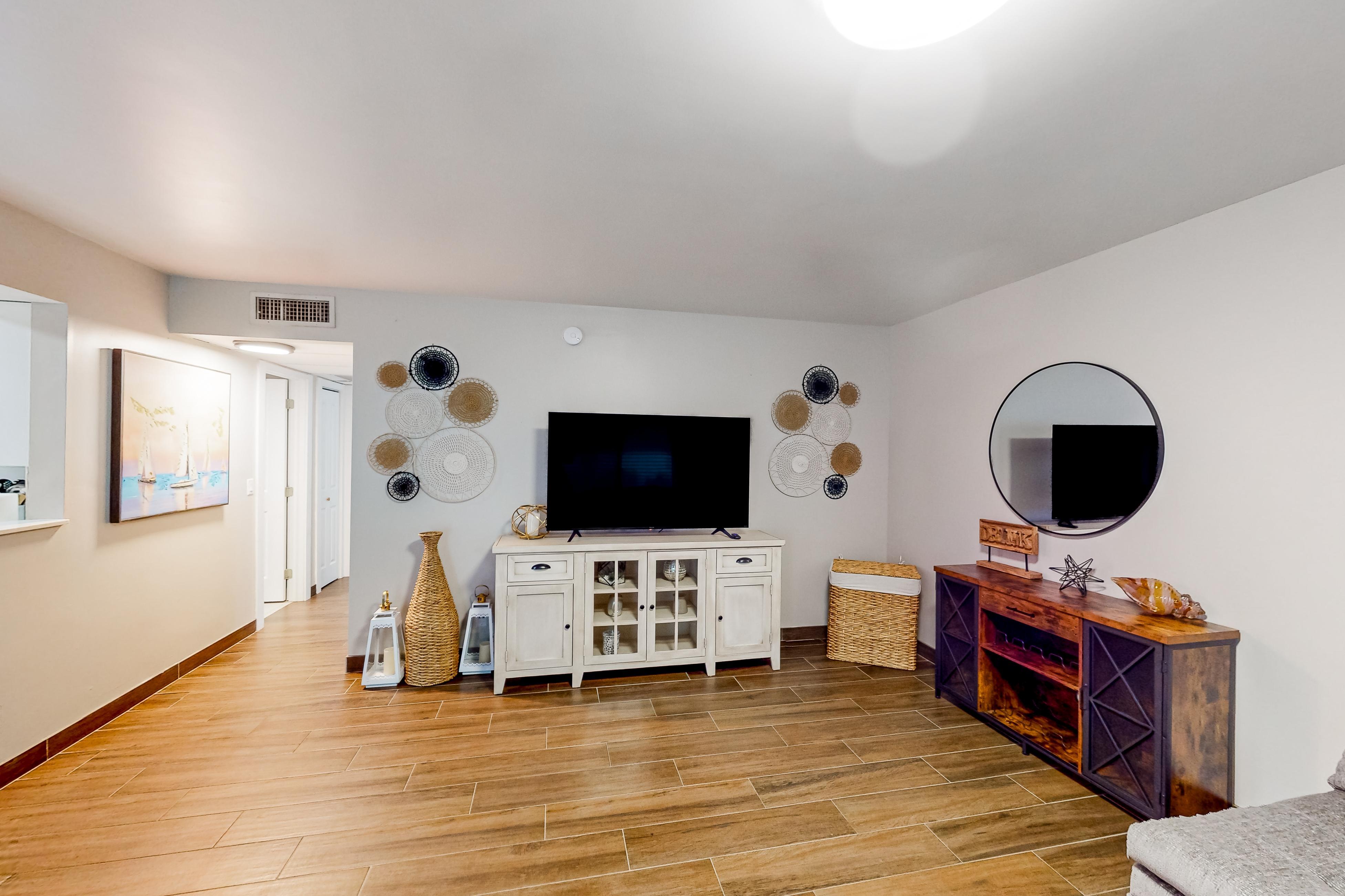 The Sailor's Perch, Unit 2 6