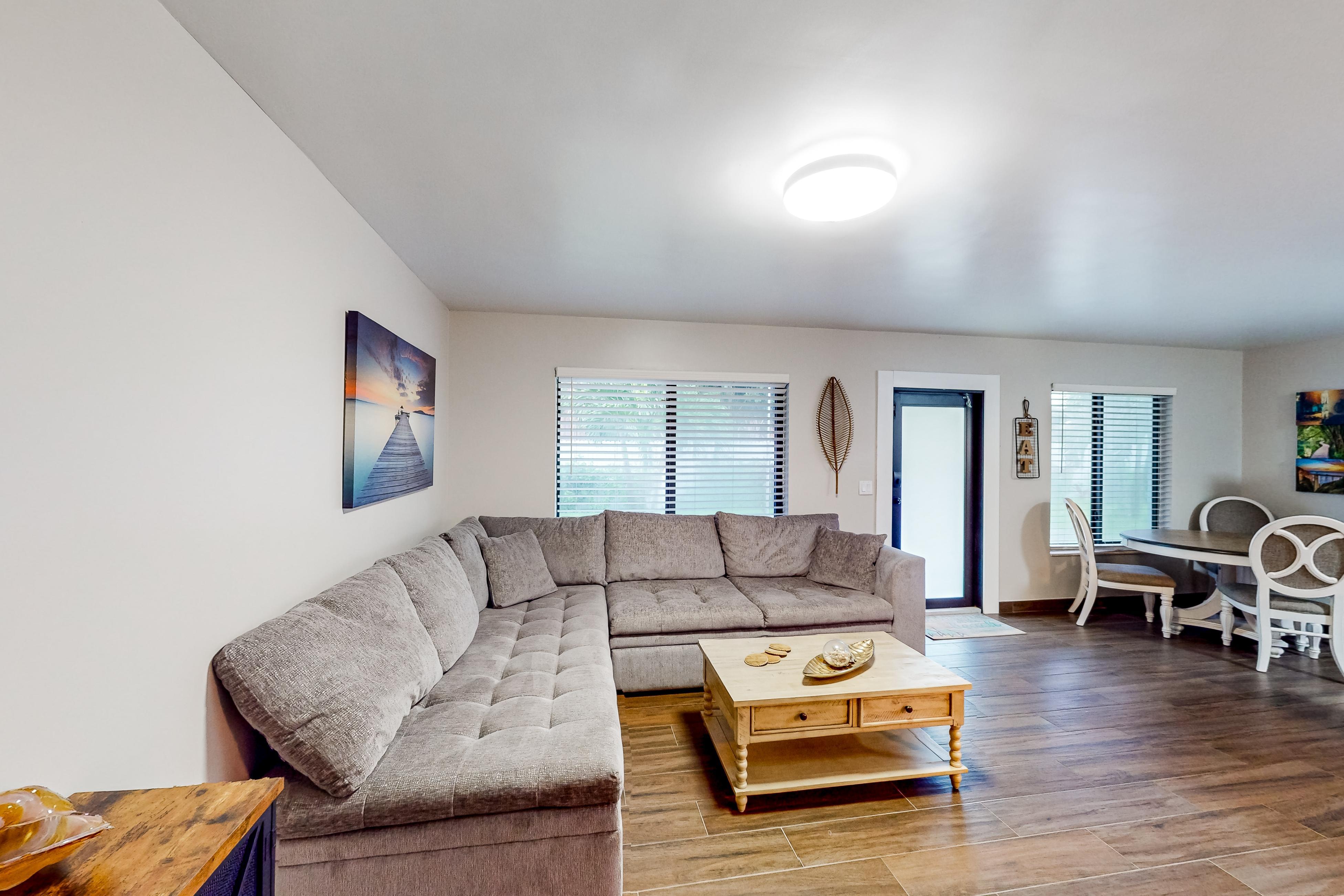 The Sailor's Perch, Unit 2 4