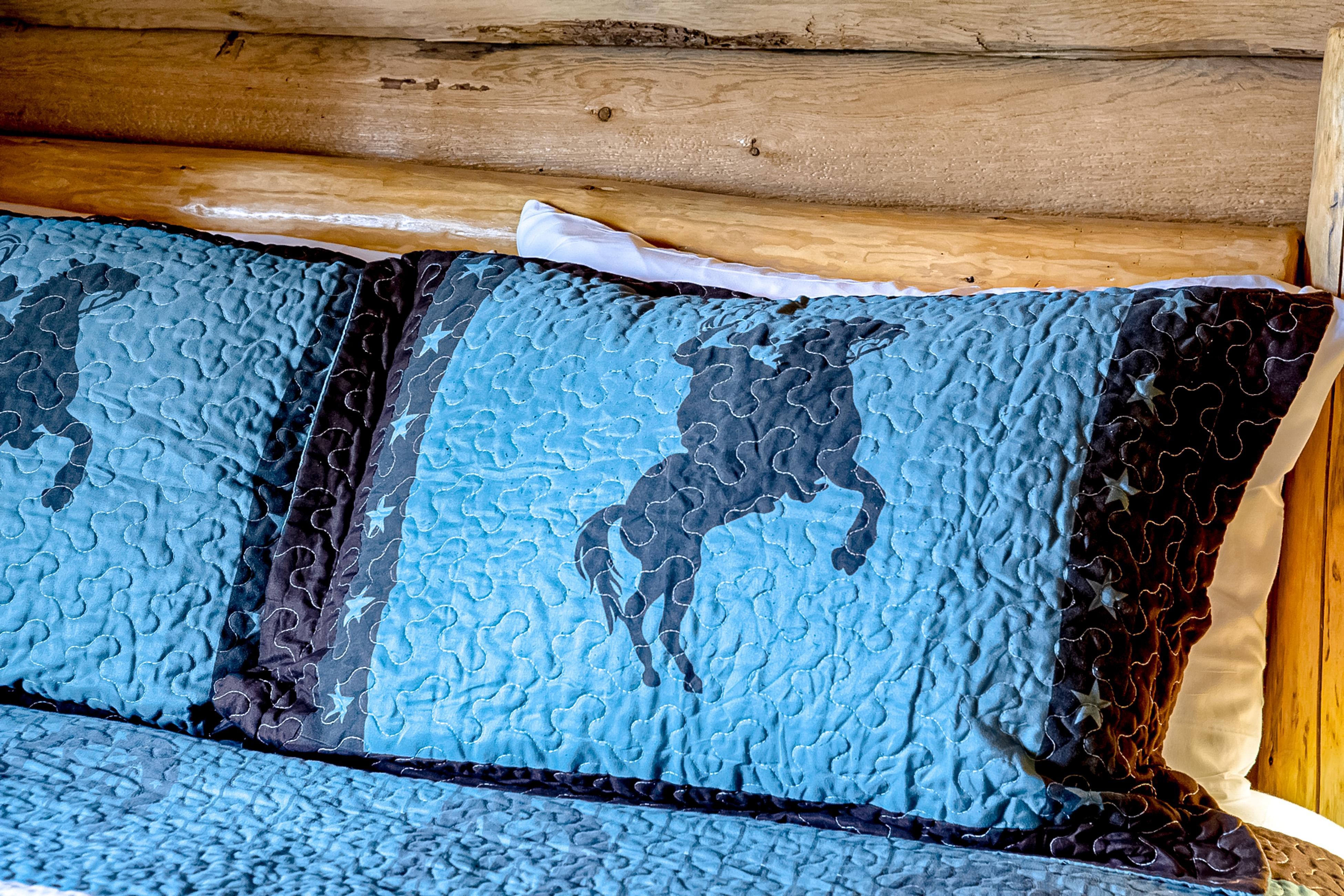 Experience Montana Cabins - Cowboy #5 5