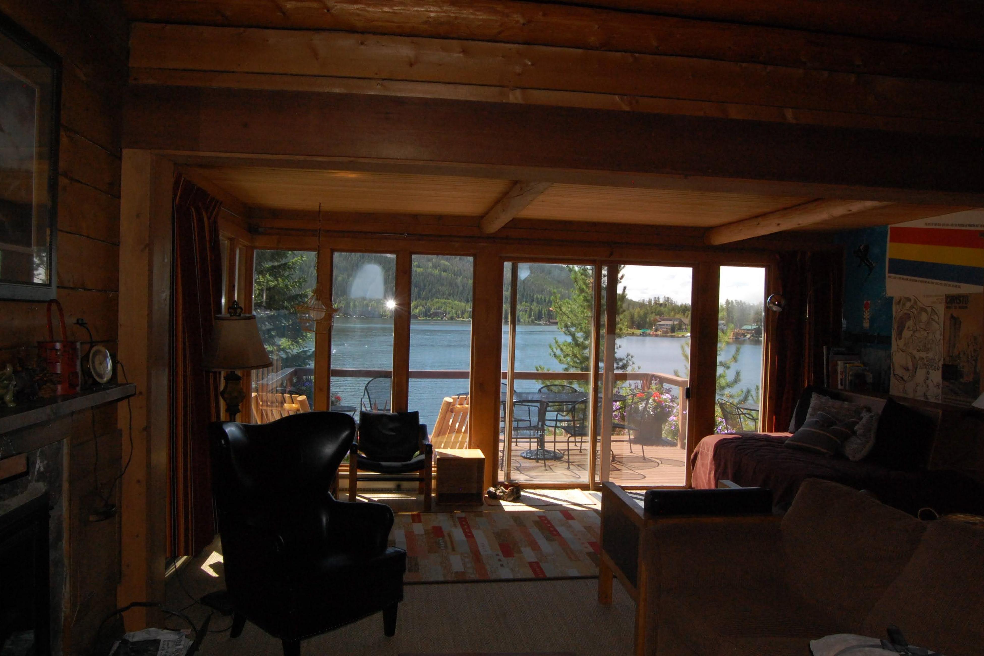 Davis Cabin, Historic Charmer 6