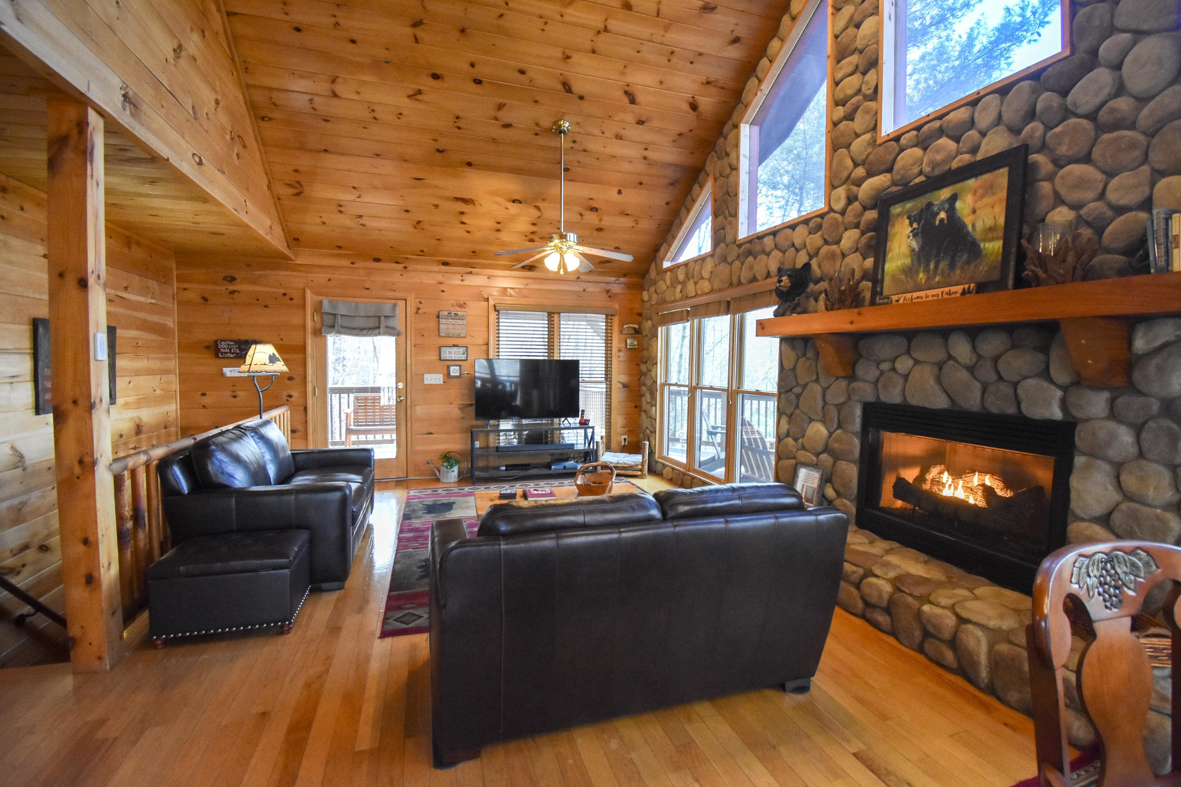 Cashes Mountain View 6