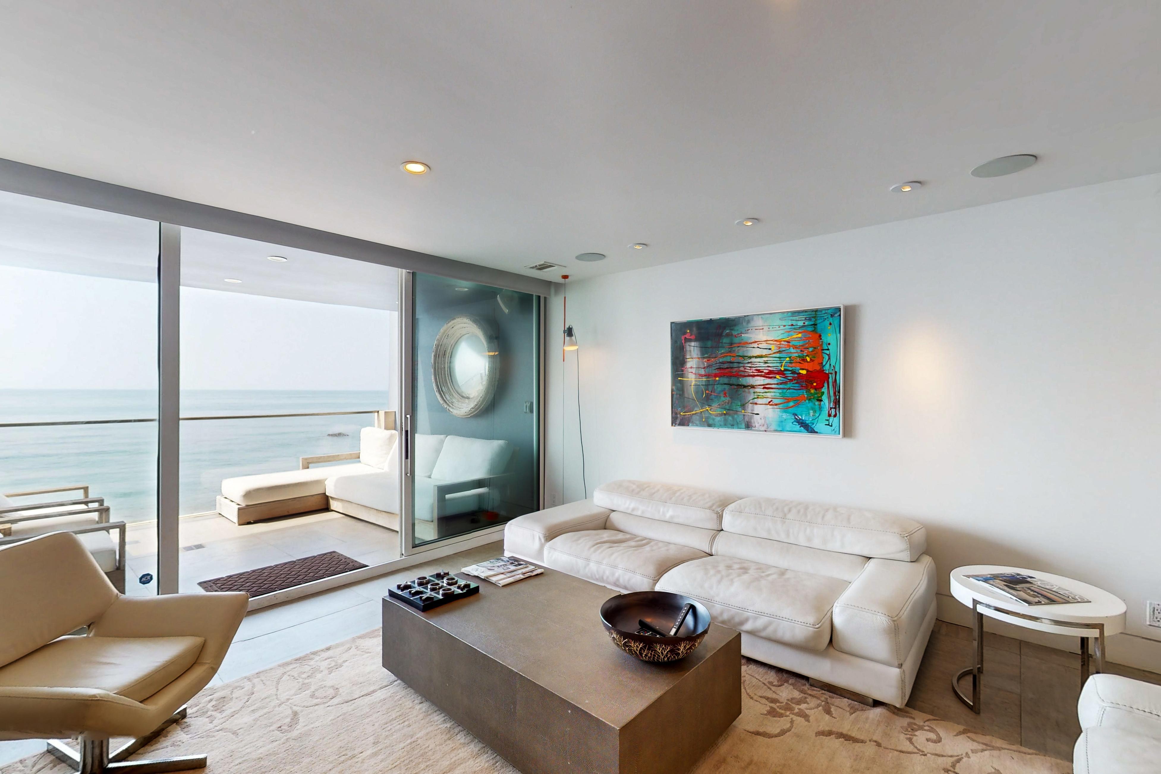 Malibu Beach Villa 5