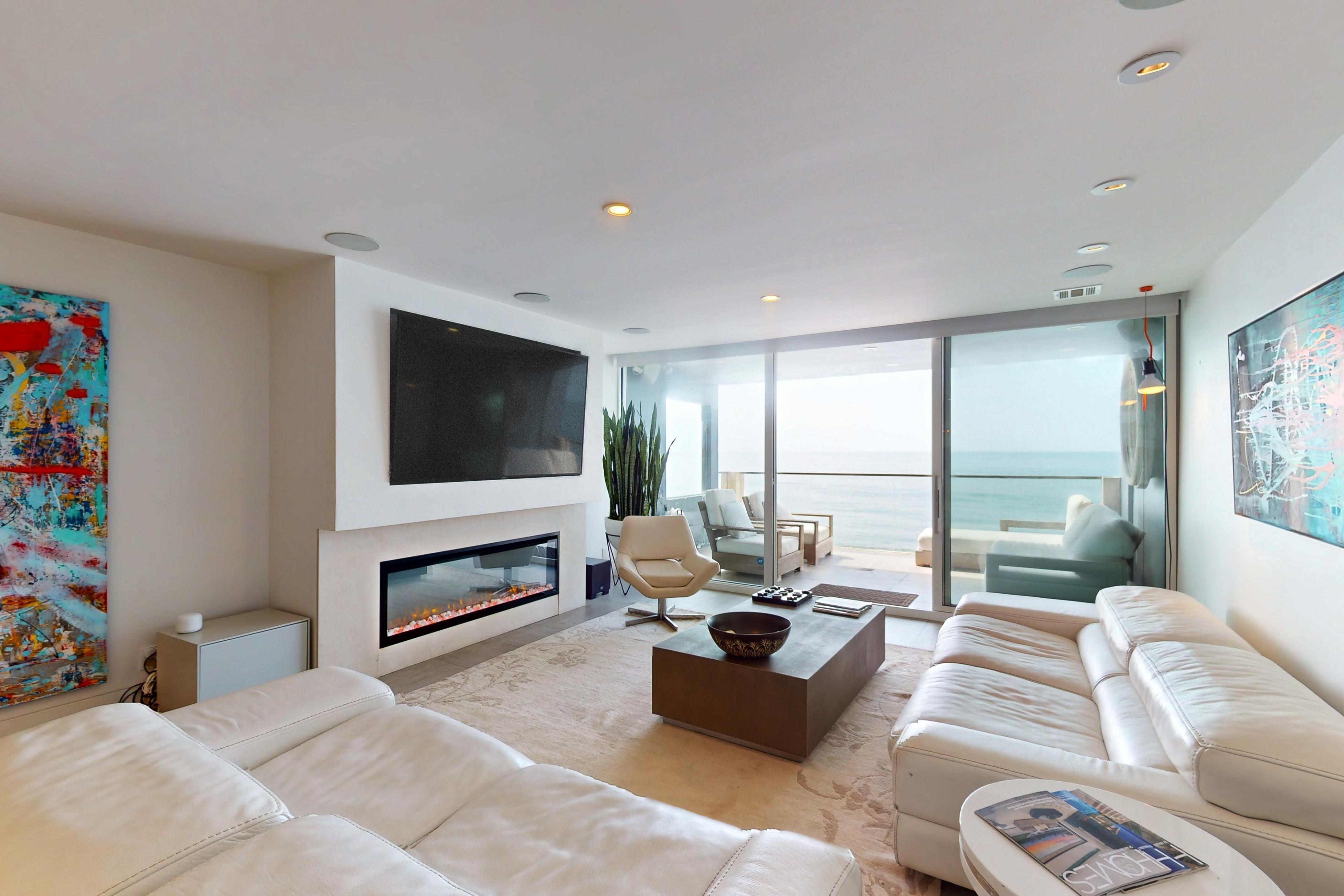 Malibu Beach Villa 4