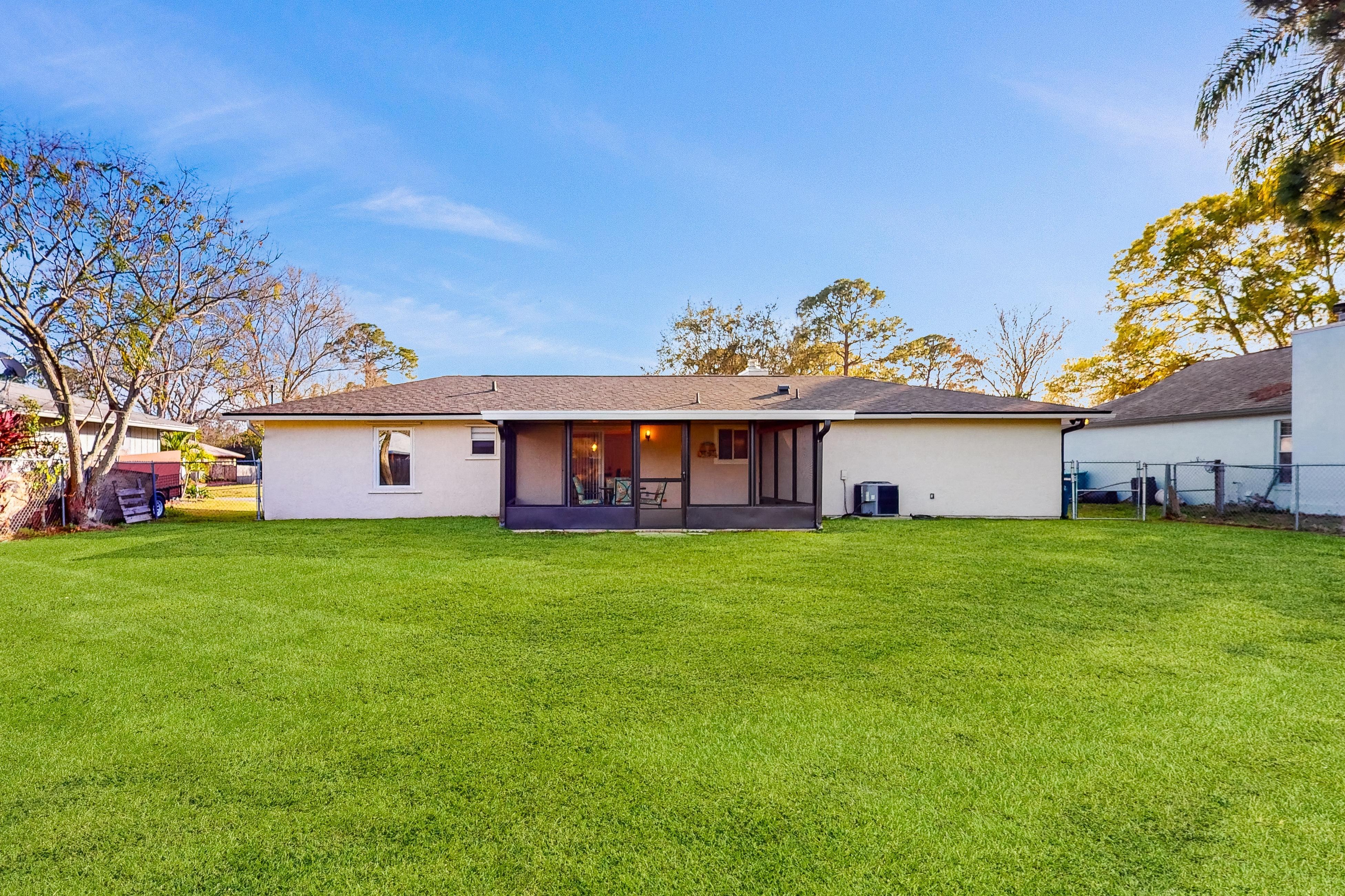 Cozy Palm Bay Get Away 4