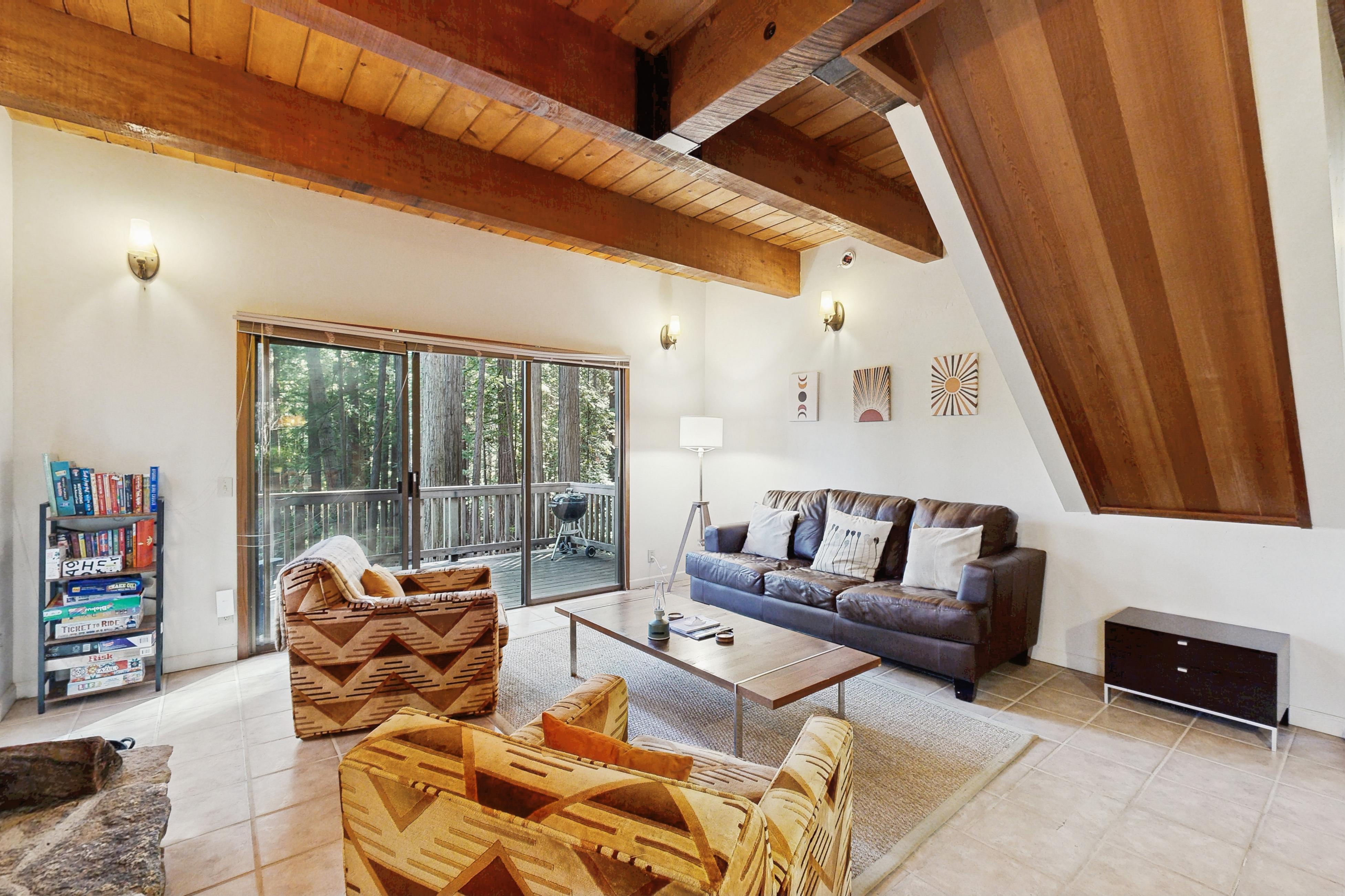 Deep Woods Hideaway 4