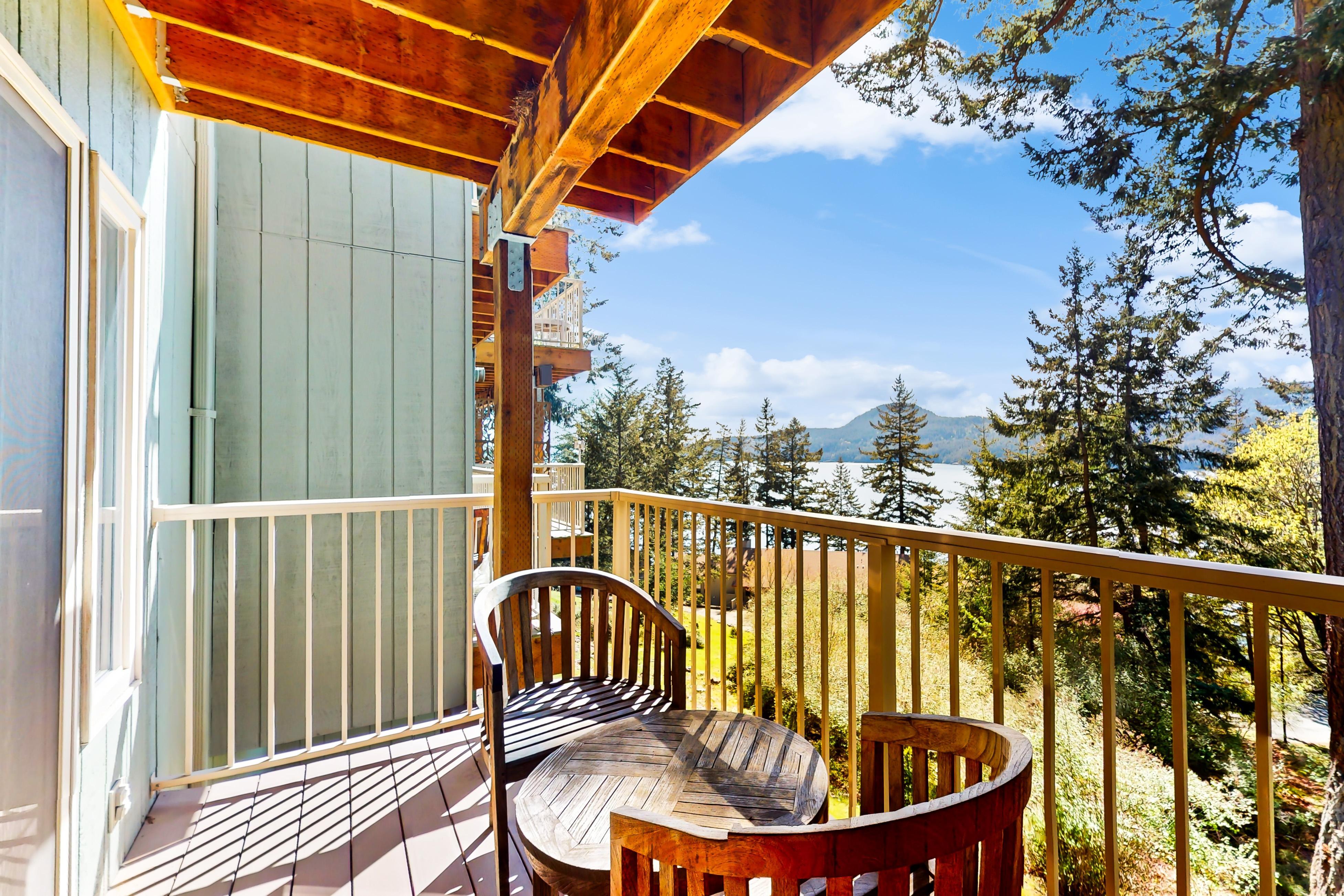 Rosario Relaxation Condo - A 4