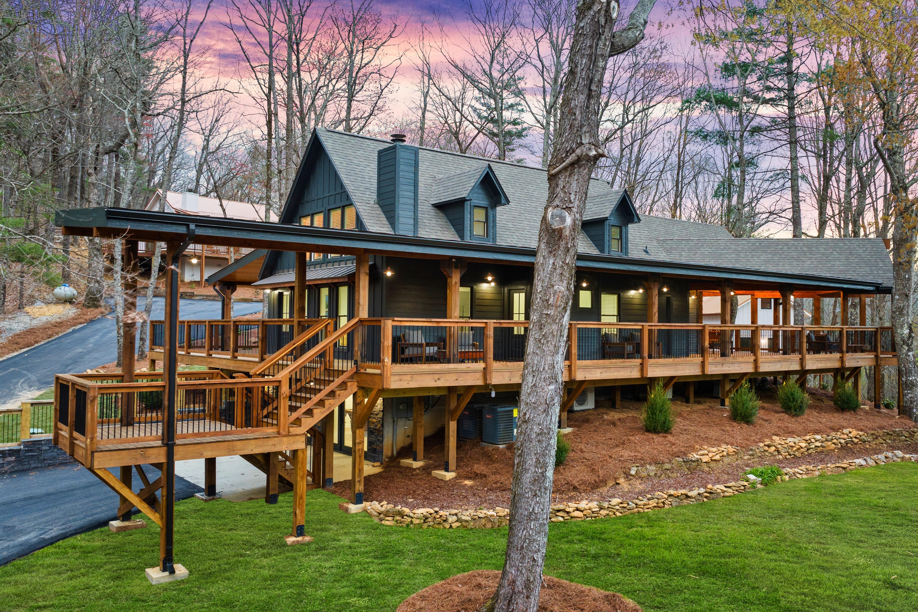 The MacKaye Conference Room at The Rise Retreat