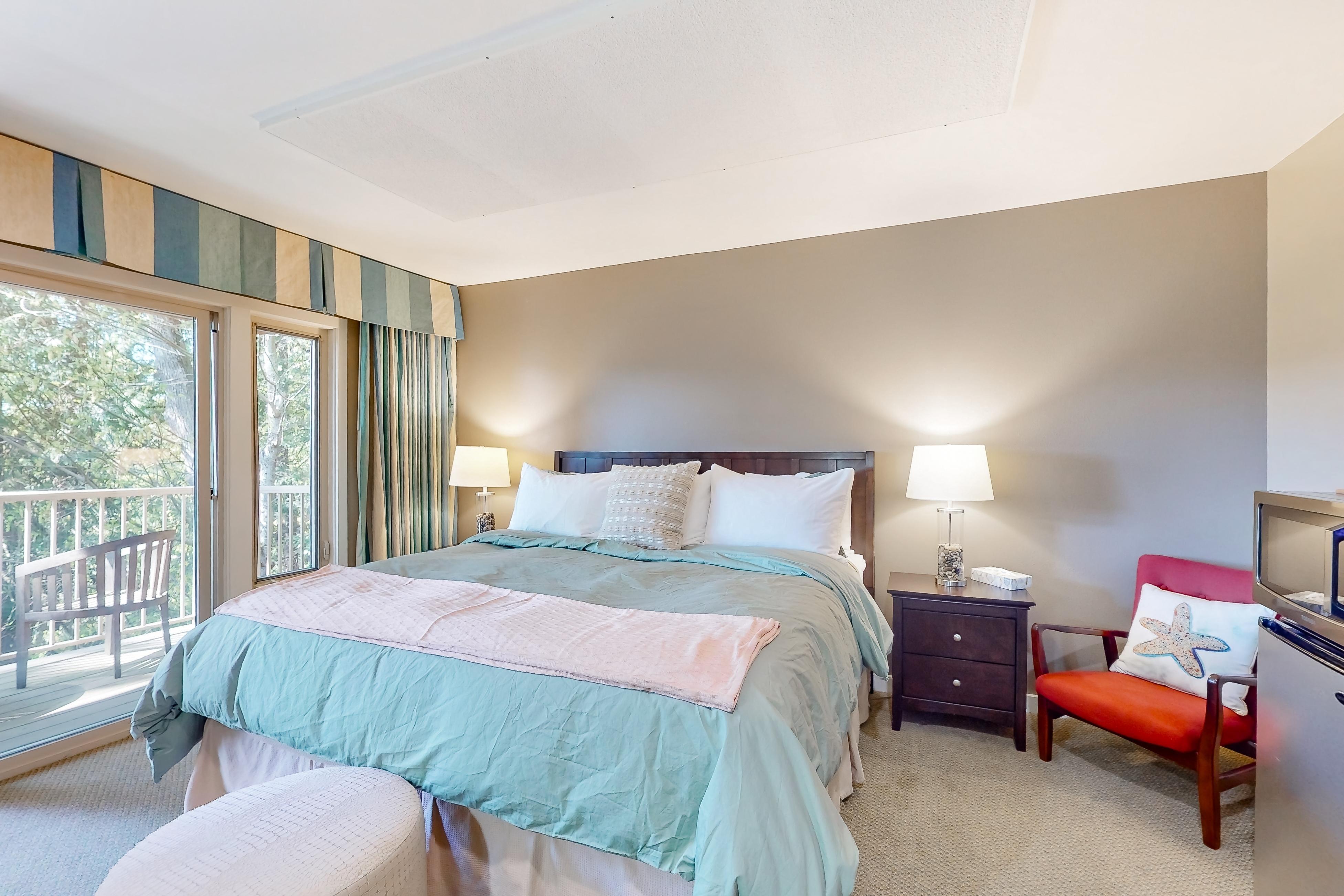 Rosario Road Condos A/B/C 6