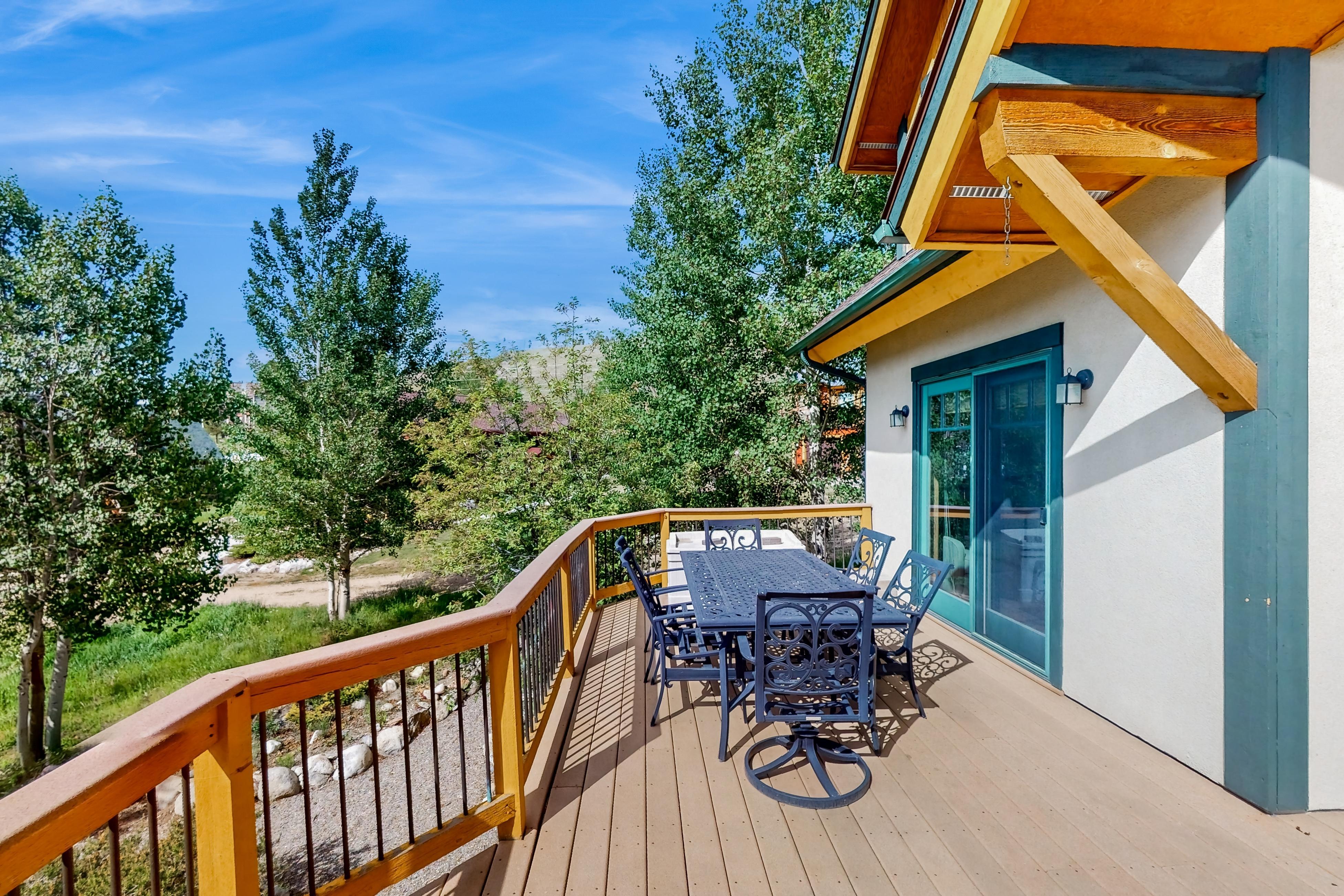 Whispering Pines Hideaway 3