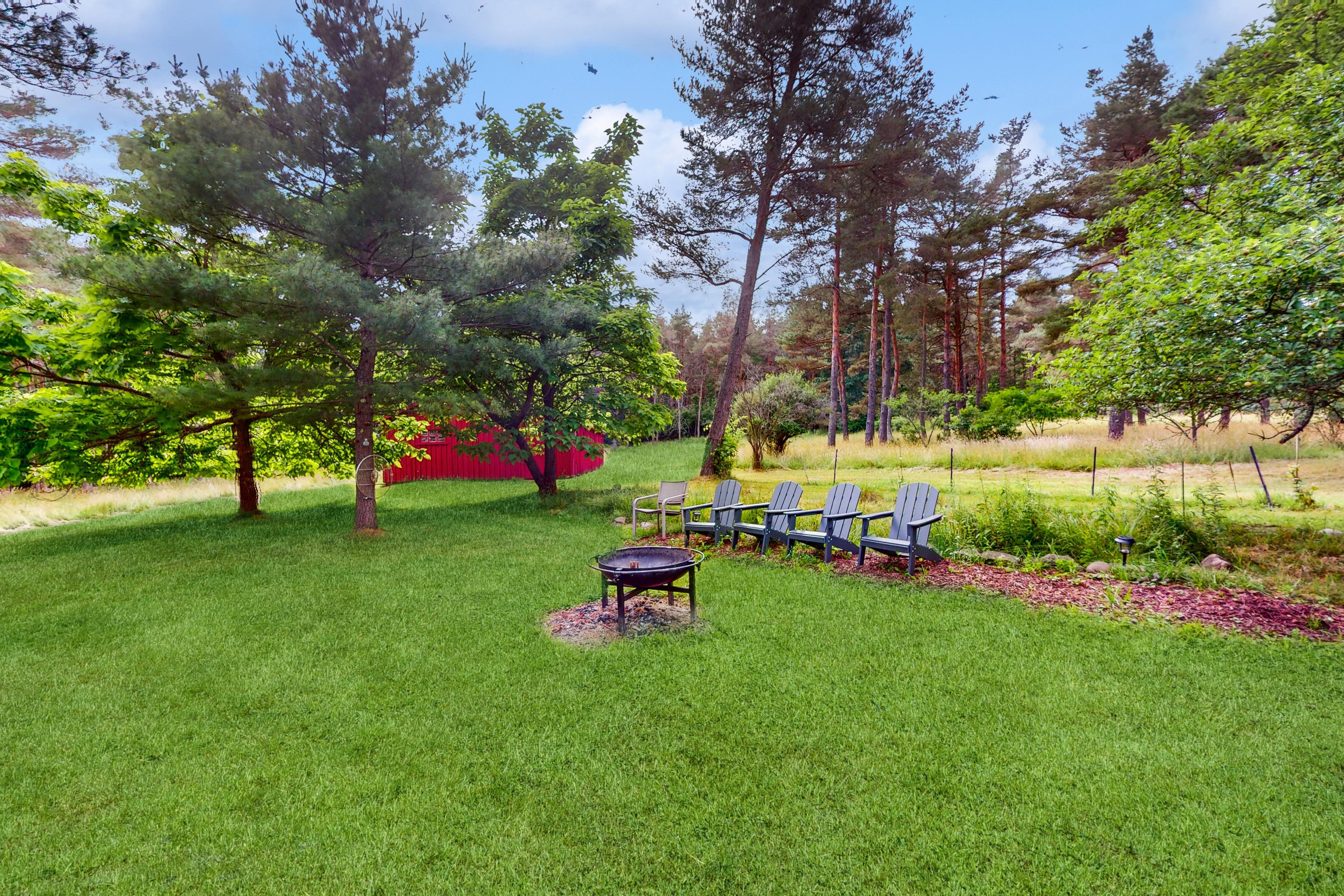 Wine and Roses Estate 6