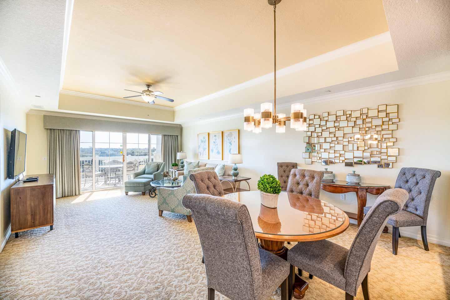 Welcoming 3 Bdrm Condo with Golf Course Views at Reunion 6