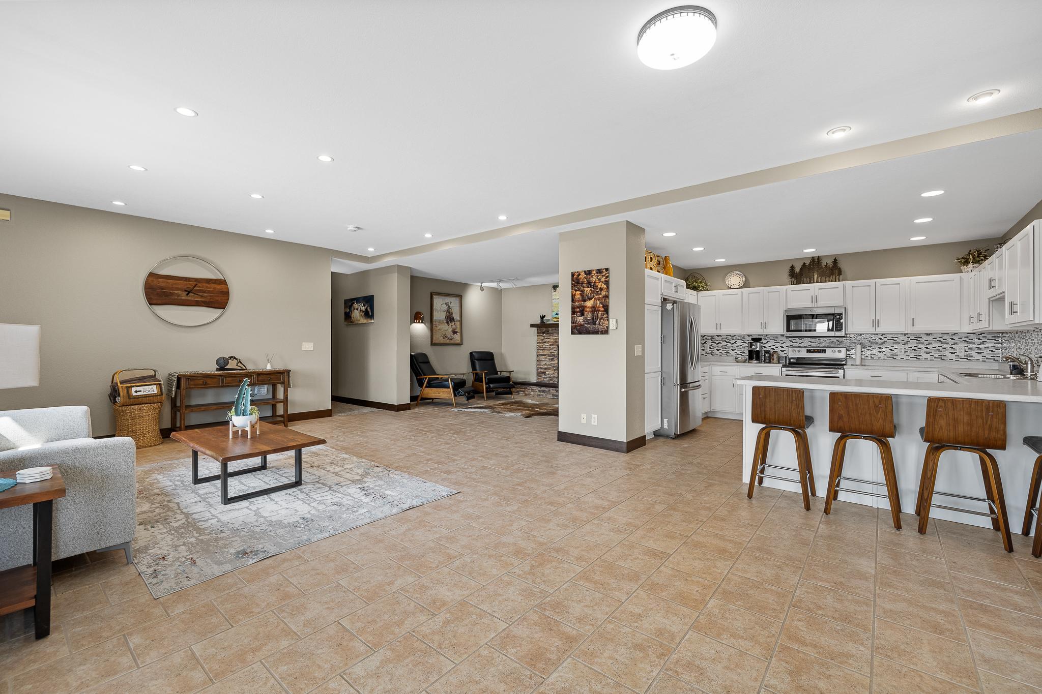 Cheyenne River Ranch 4BR Earth Sheltered Home with Hot Tub 3