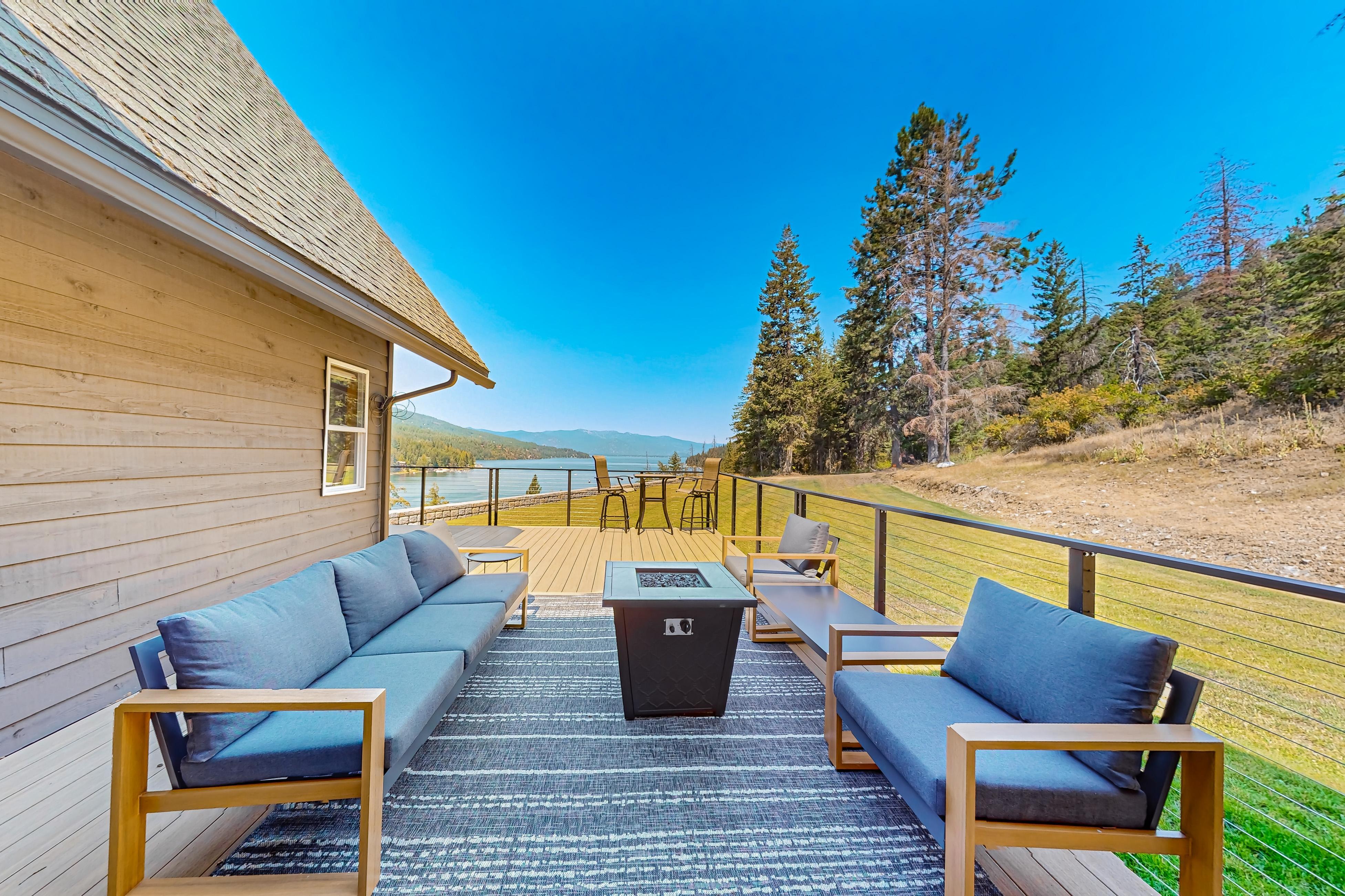 Bottle Bay View Lodge 6