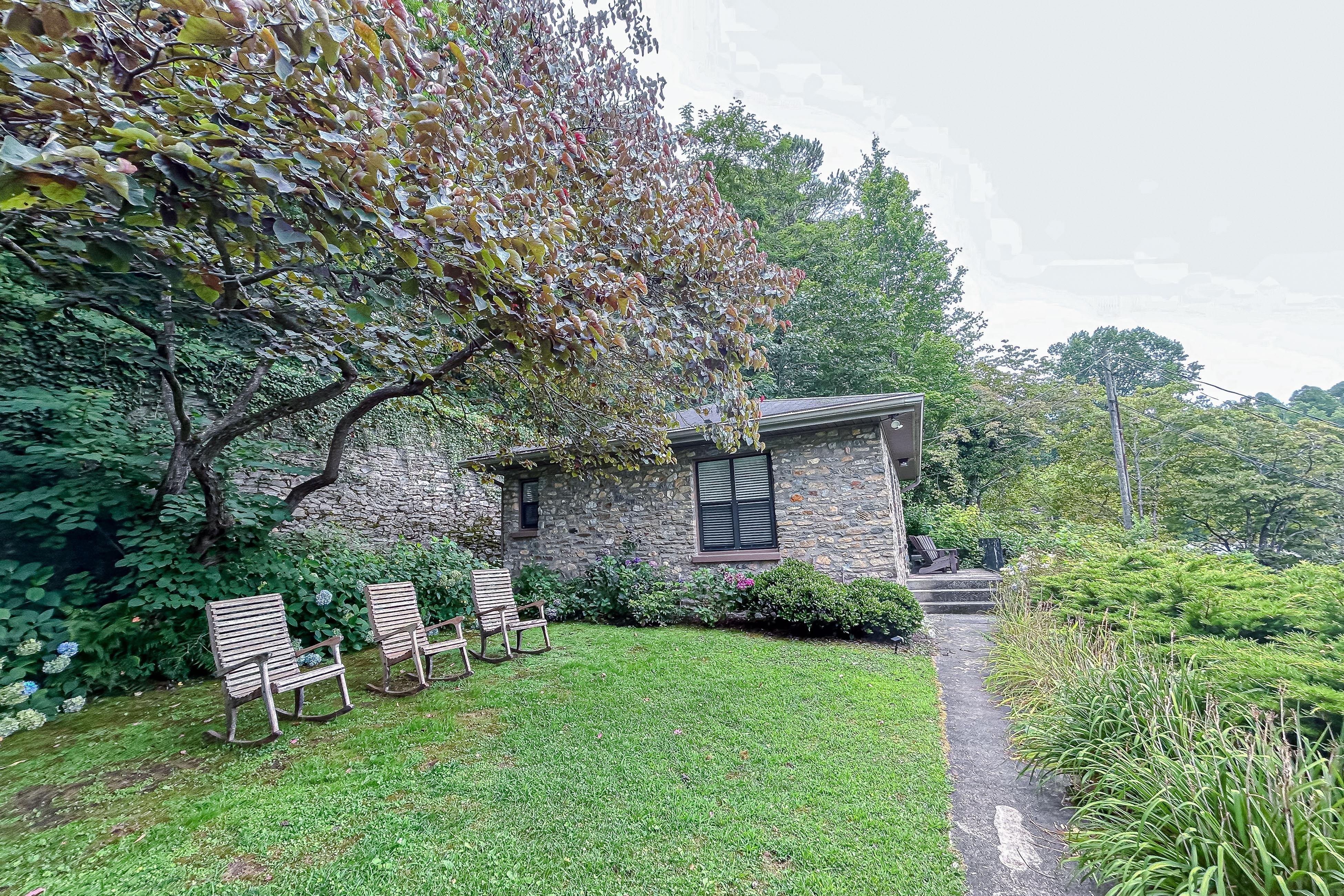 Stone Cottage 1973 3