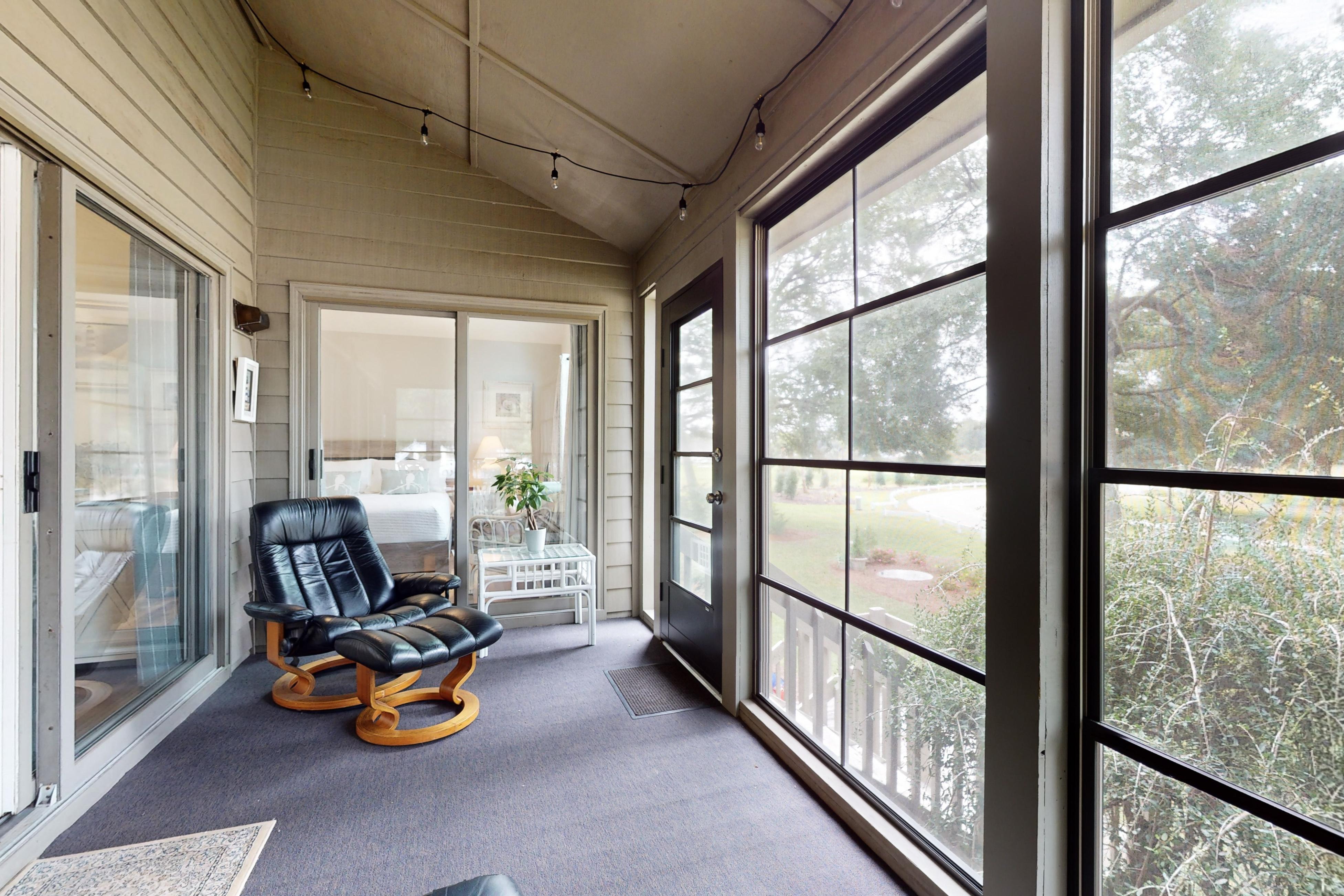 Clubhouse Villa 2BR | Photo 3