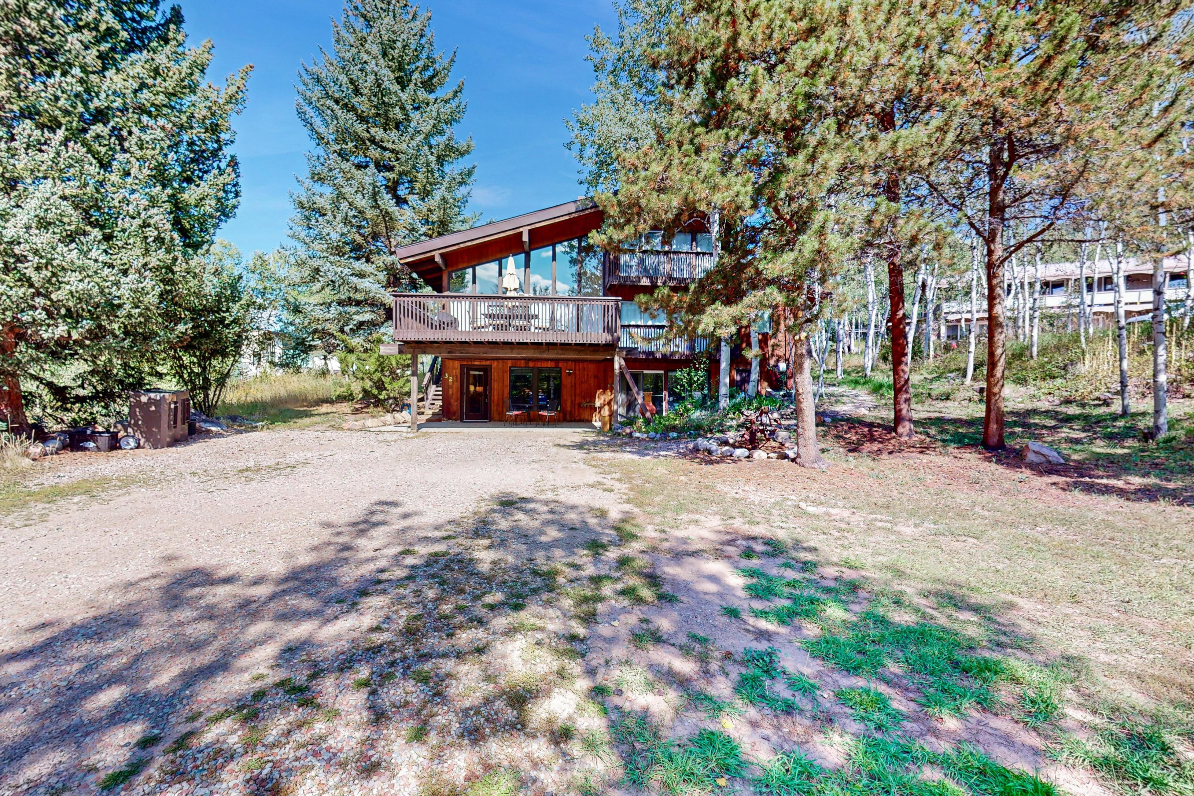 Mountain Valley Hideaway - Lower Level