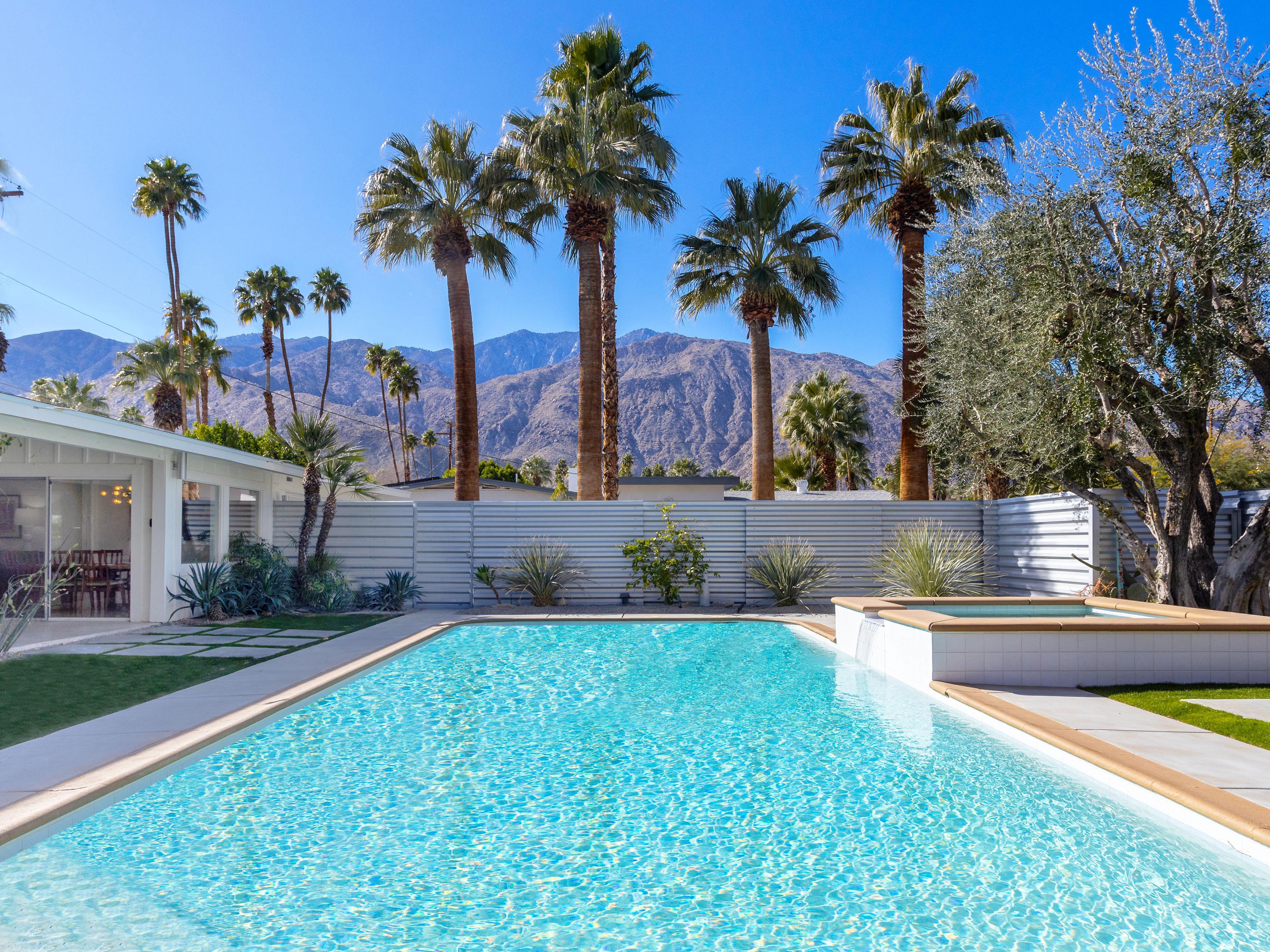 Palm Springs Trousdale