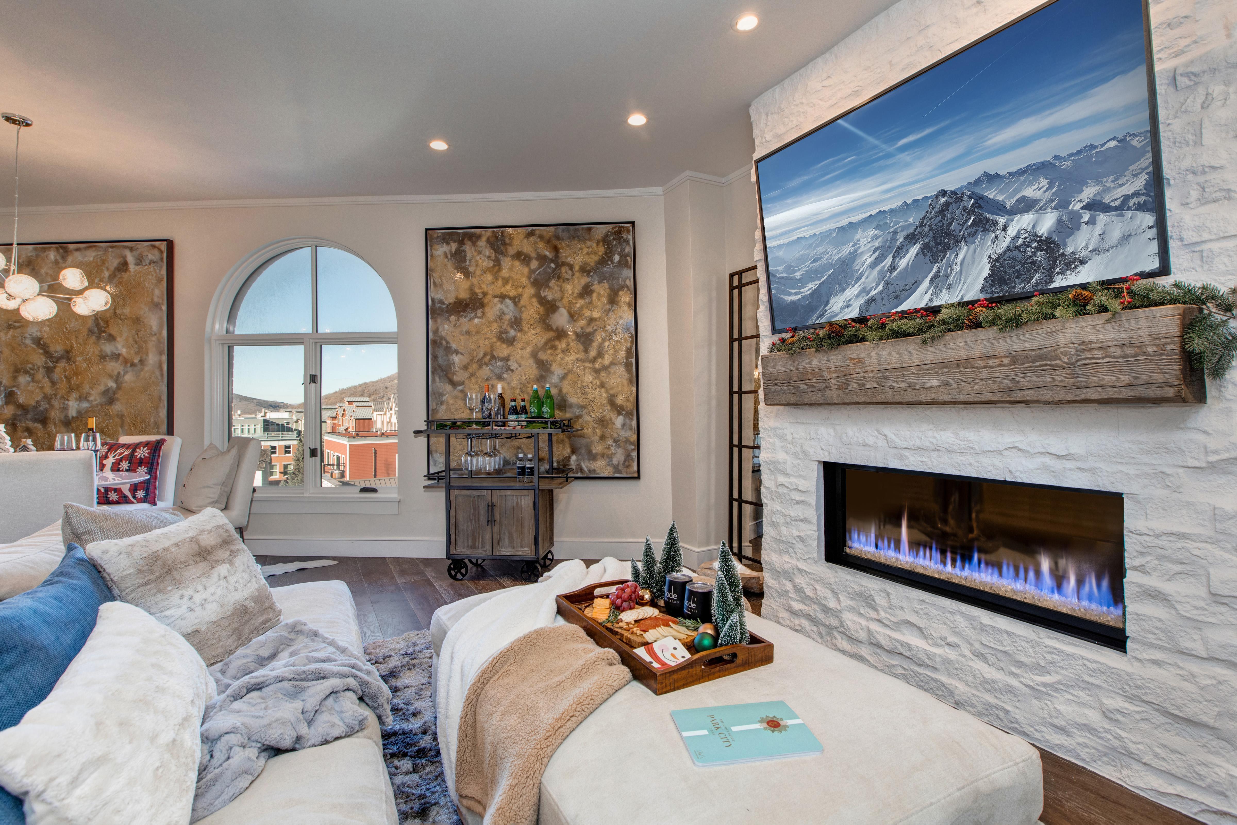 Abode at Sky Silver Edge