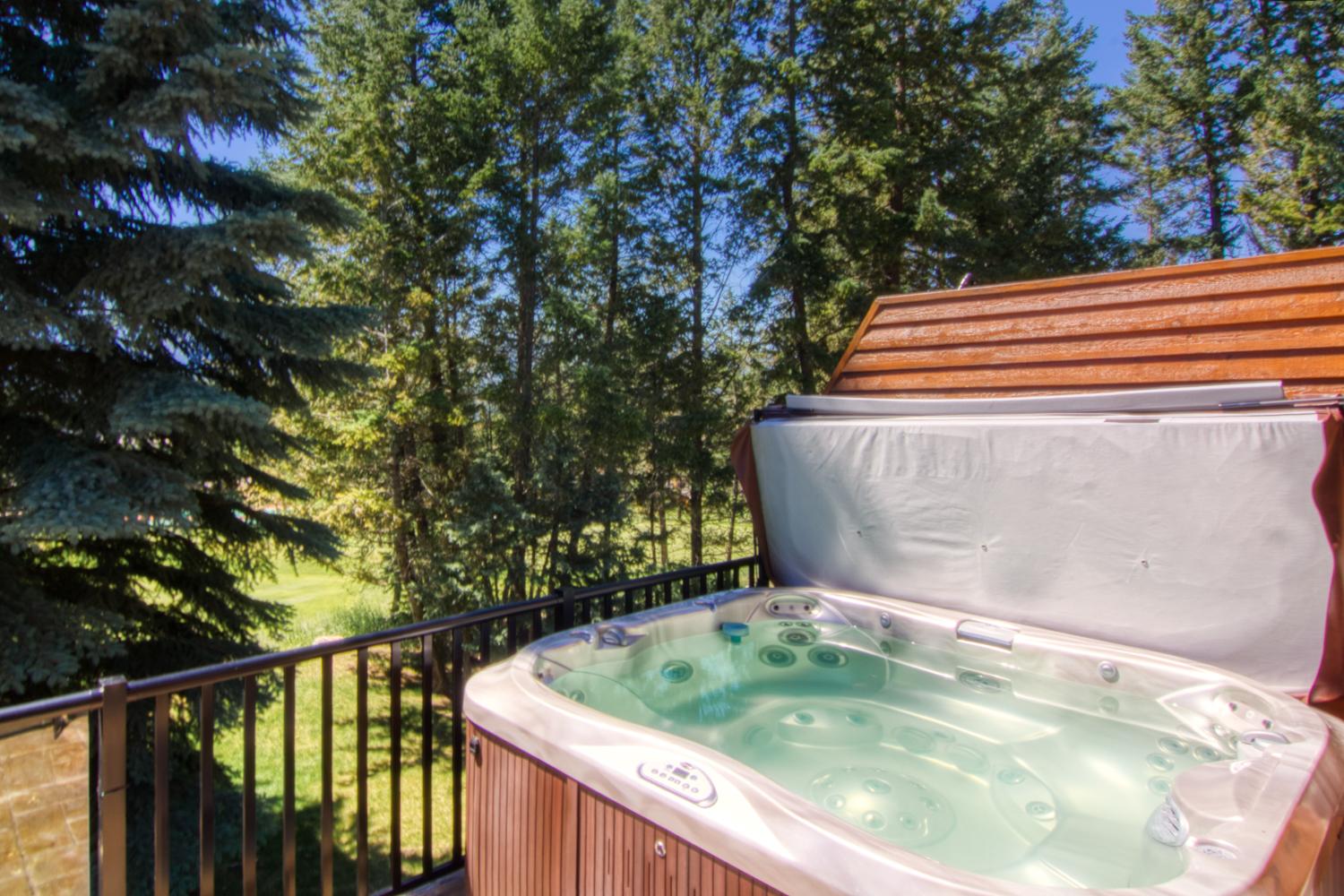 Marble Canyon 3 bedroom luxury townhome: Unit 1002P2 with hot tub
