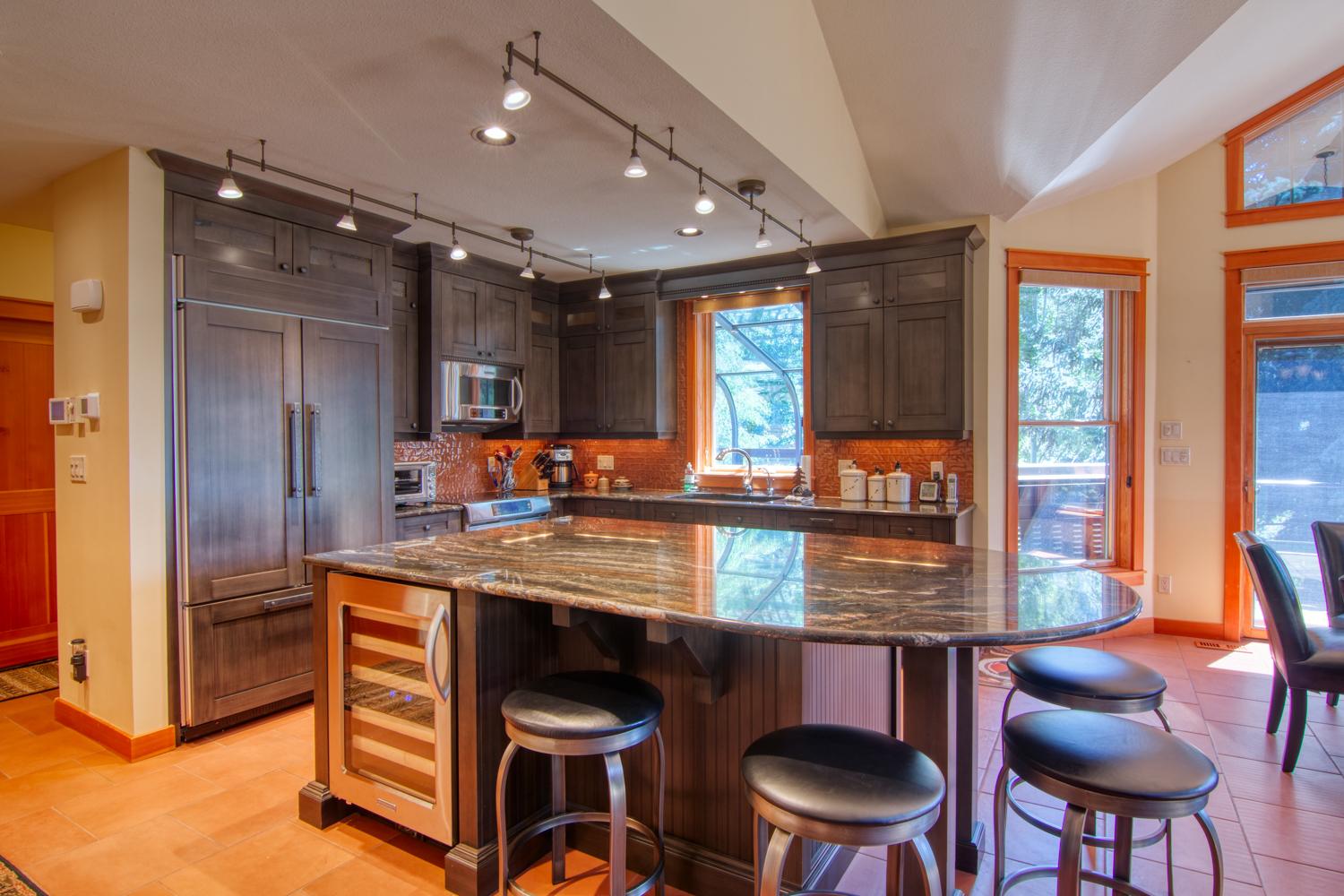 Marble Canyon 3 bedroom luxury townhome: Unit 1002P2 with hot tub 3