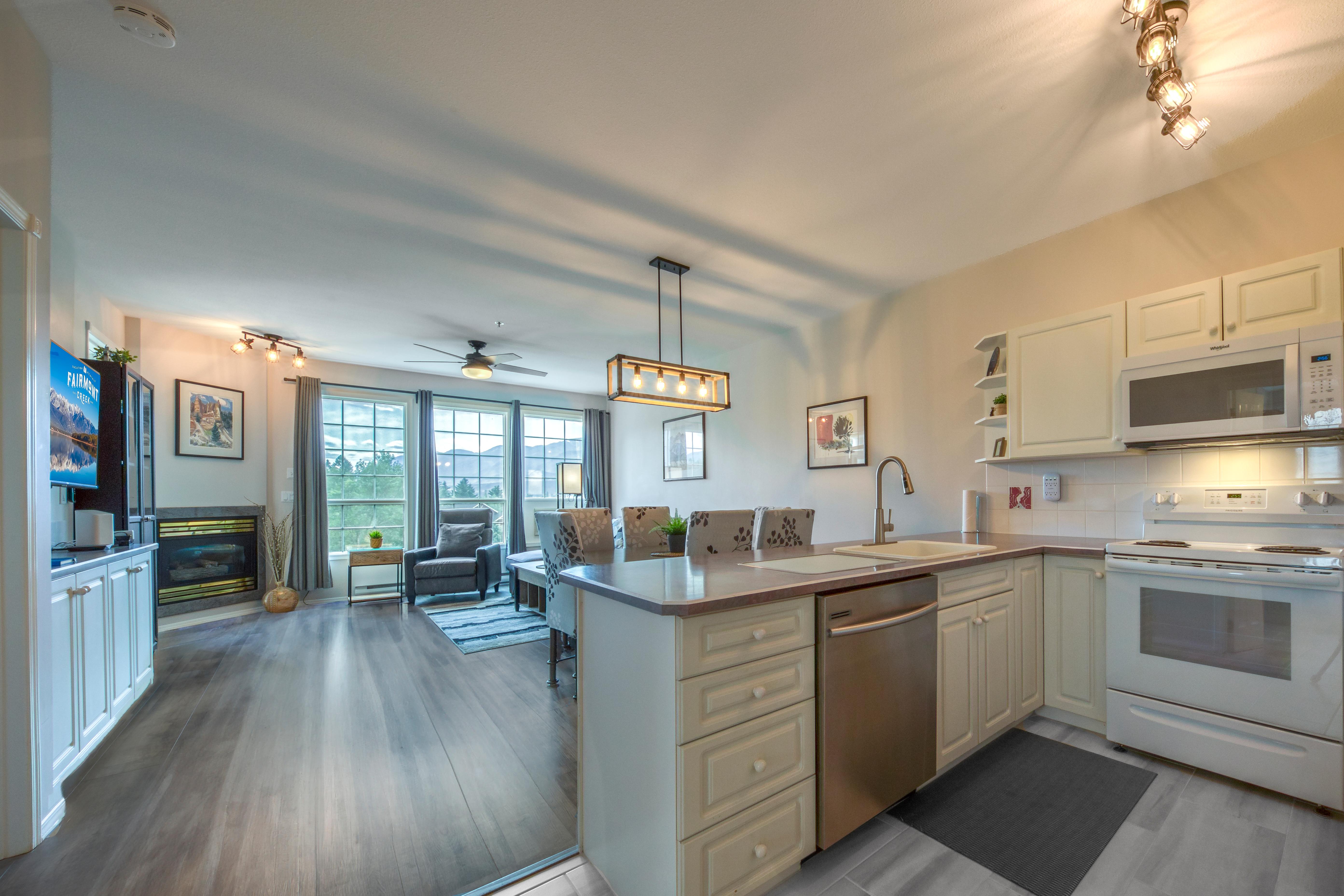 Mountain Den King 1 bedroom, sleeps 4: Unit 2005 A 6