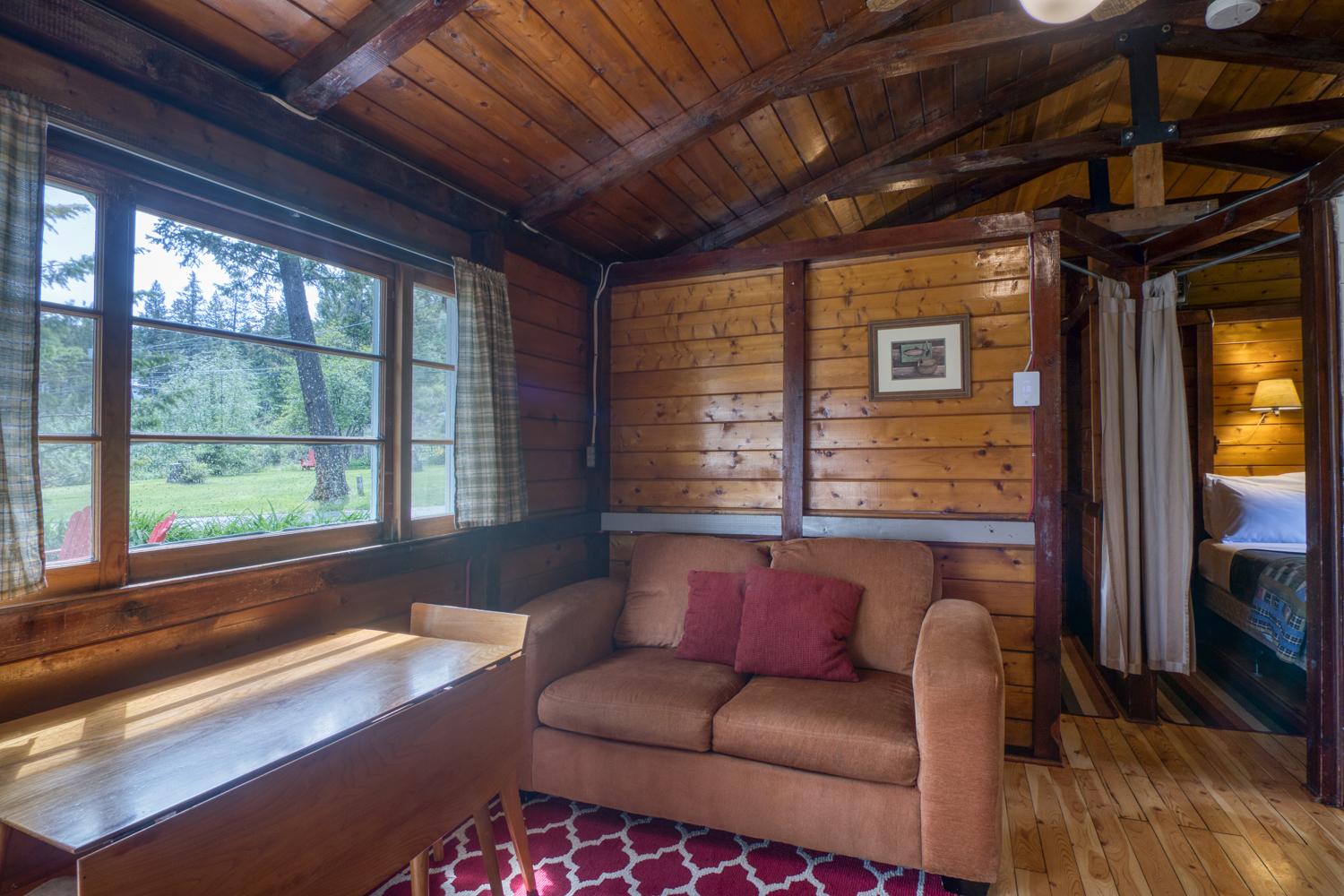 Timbers Resort 2 Bedroom: Cabin 4 2