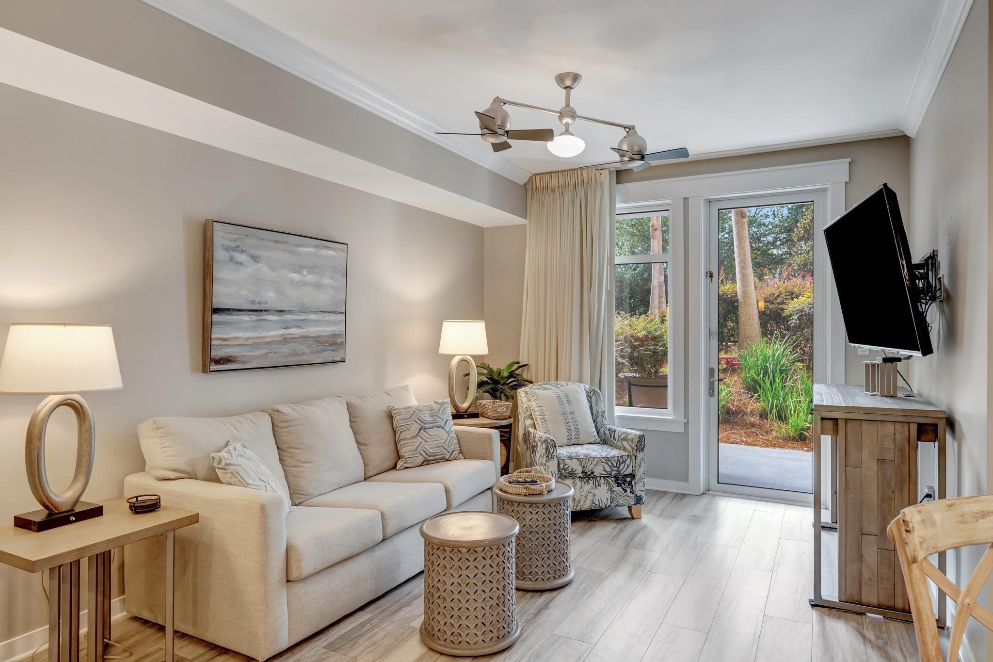 Tranquil Ground-Level Retreat in Sandestin: 1BD, 1BA, King Bed, Grand Lawn Views at Sandestin Golf and Beach Resort!
