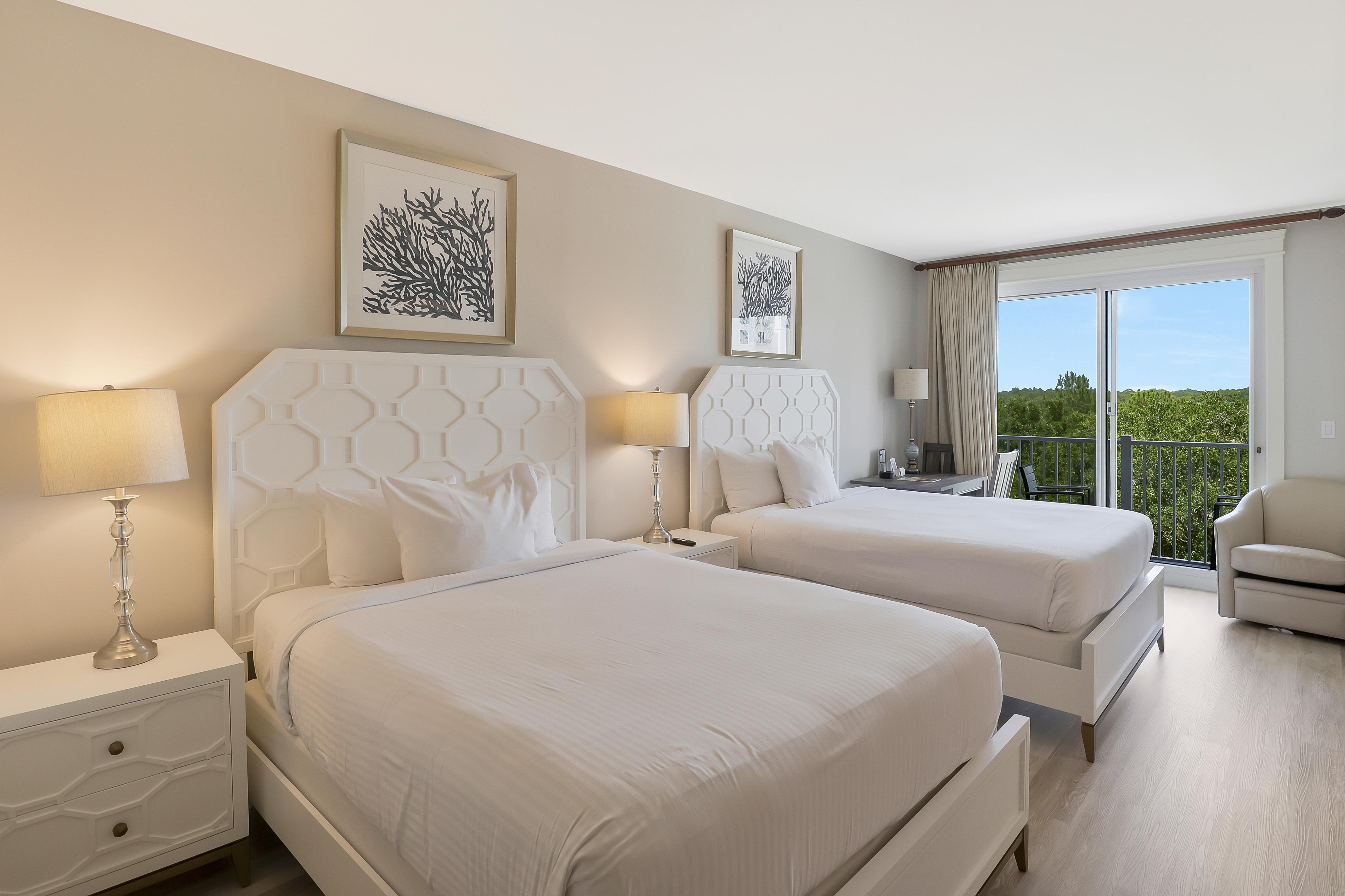 5th Floor Spacious Studio Retreat: Double Queen Beds with Scenic Views at Sandestin Golf and Beach Resort!