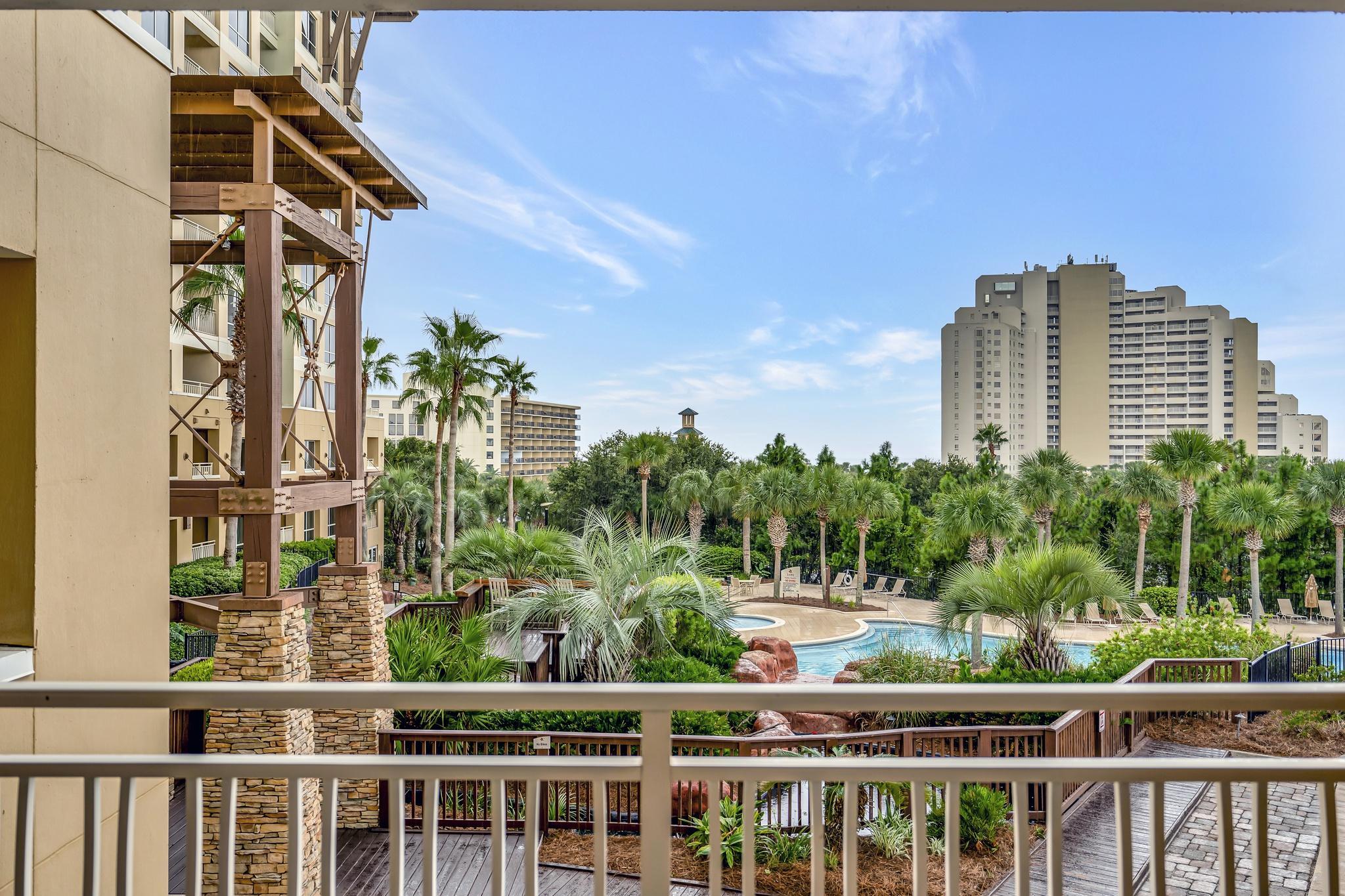 2nd Floor Luau - A Cozy One Bedroom Retreat with Spectacular Views at Sandestin Golf and Beach Resort!