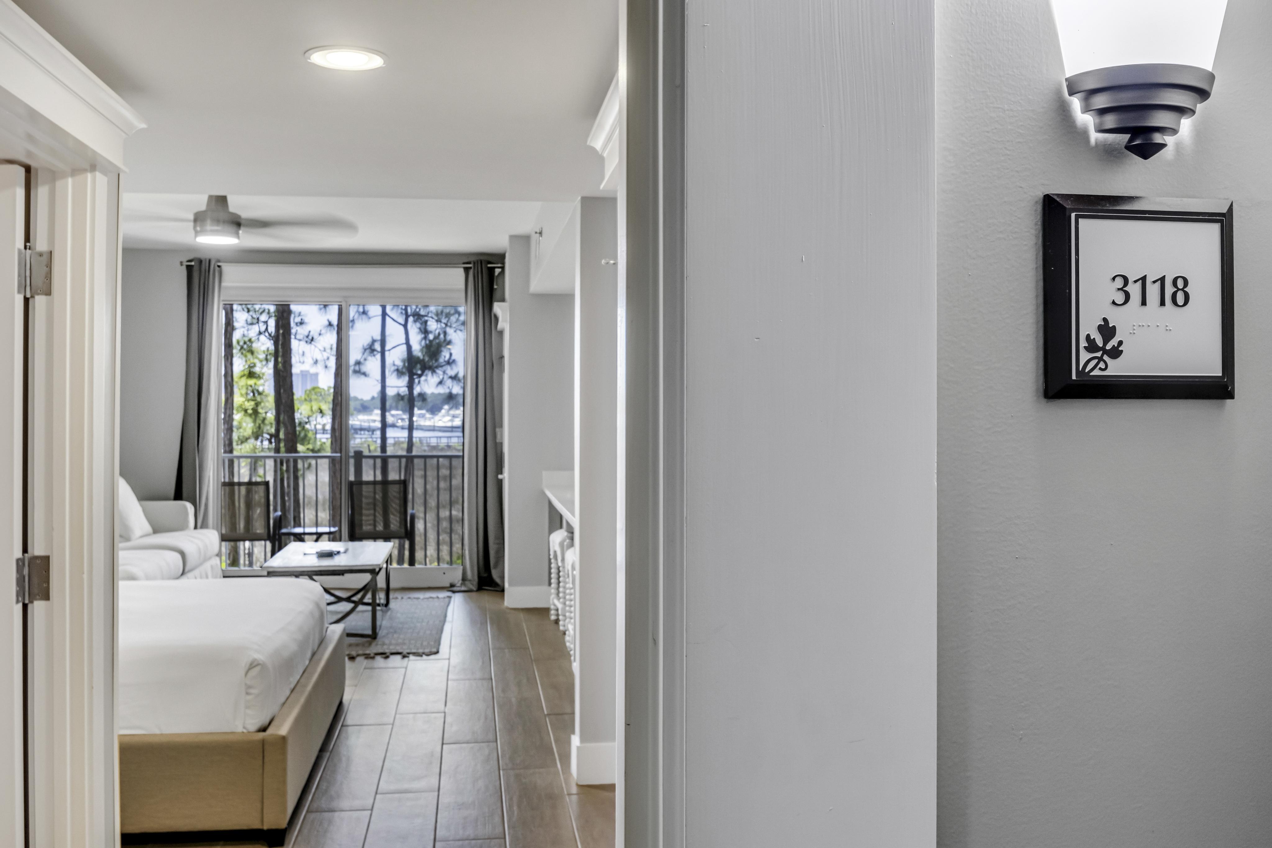 Serene Bayfront Escape: 1st Floor Two-Bedroom Retreat with King Beds & Scenic Views at Sandestin Golf and Beach Resort! 5