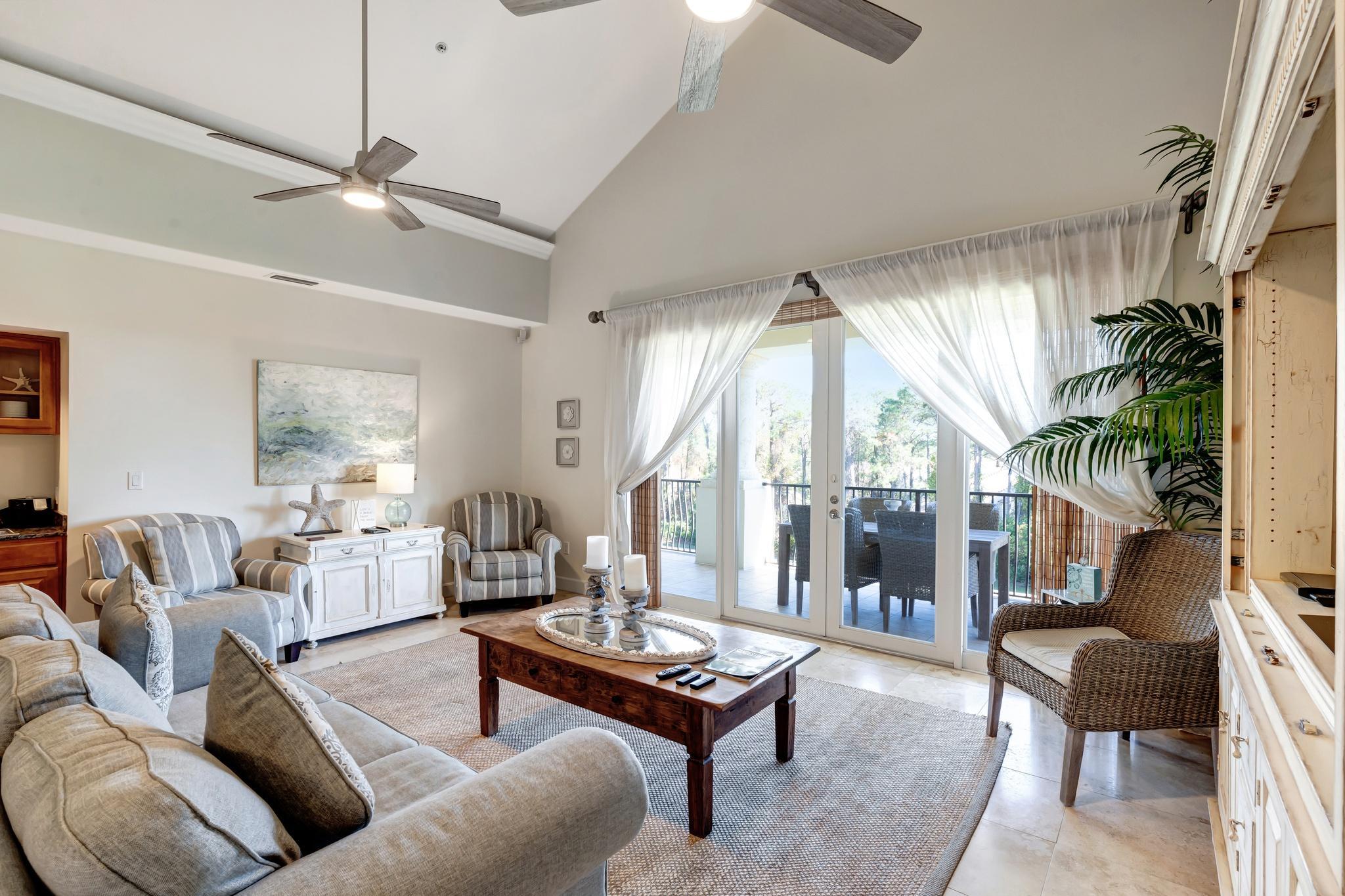 3BR/3BA Golf Course View Retreat, Sleeps 6