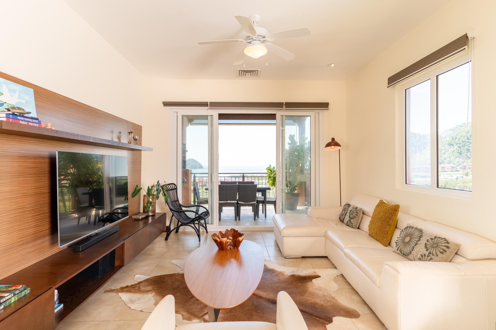 CR Luxury Altavista 2B 3 Bdrm