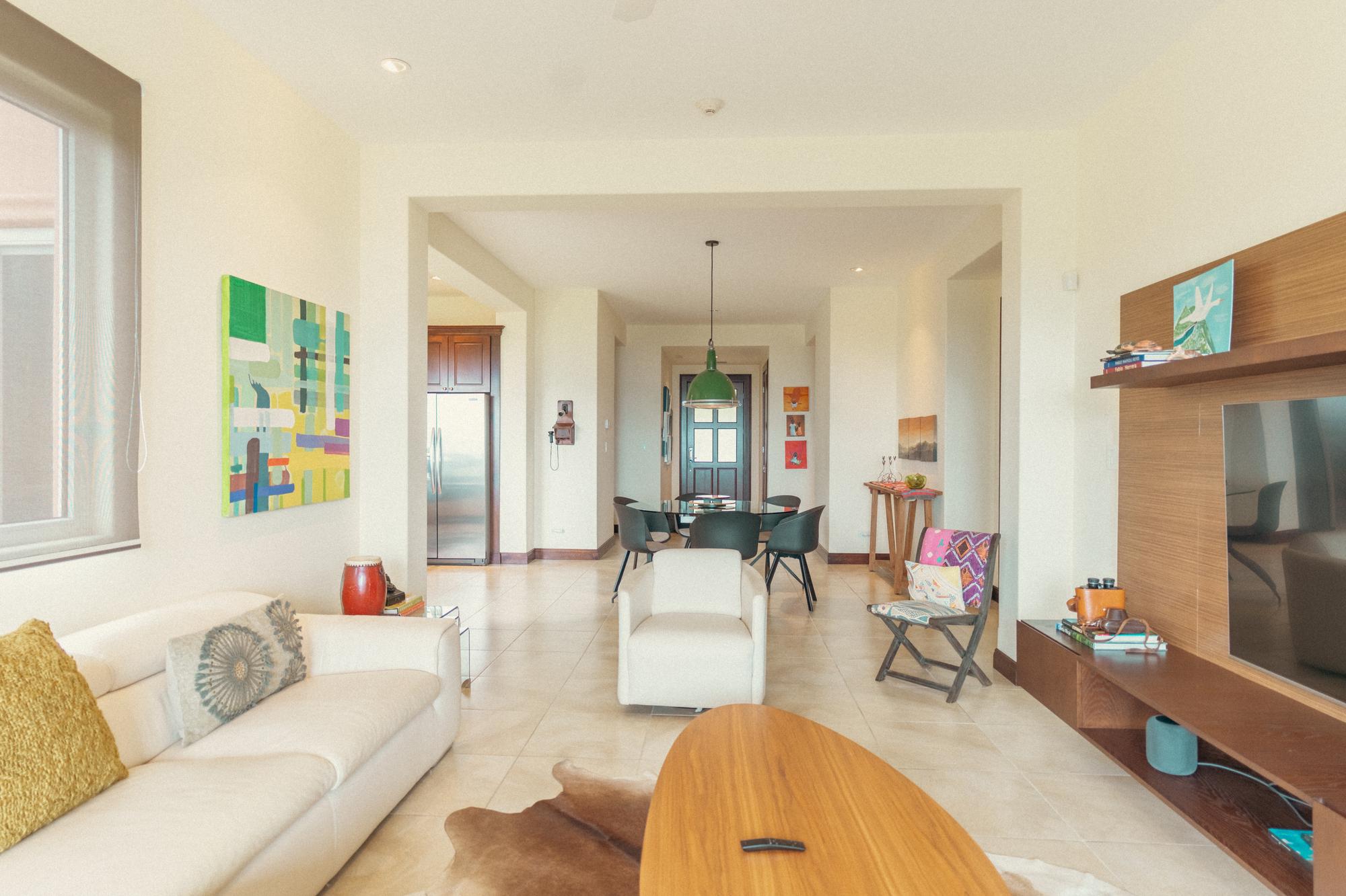 CR Luxury Altavista 2B 3 Bdrm 4
