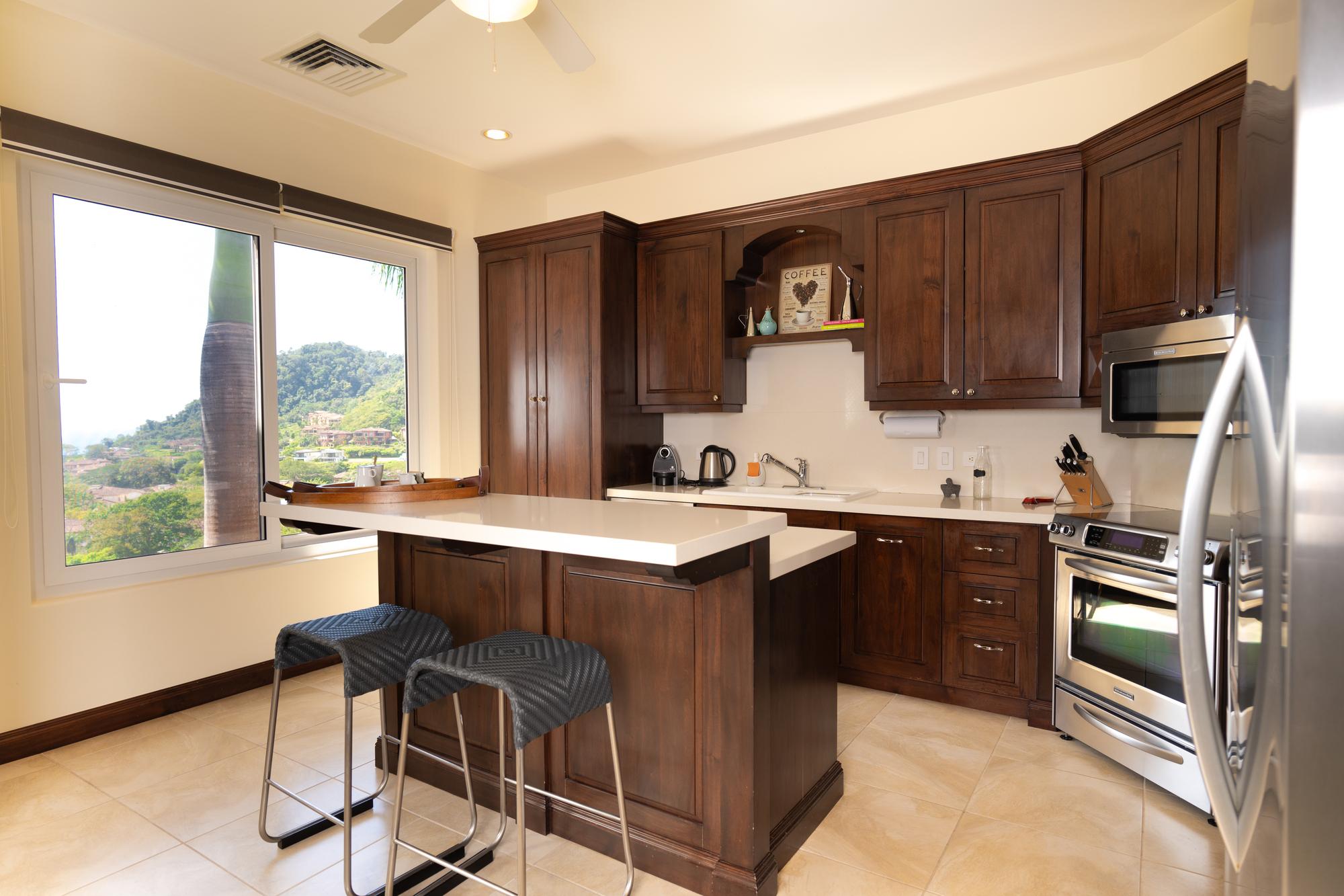 CR Luxury Altavista 2B 3 Bdrm 5
